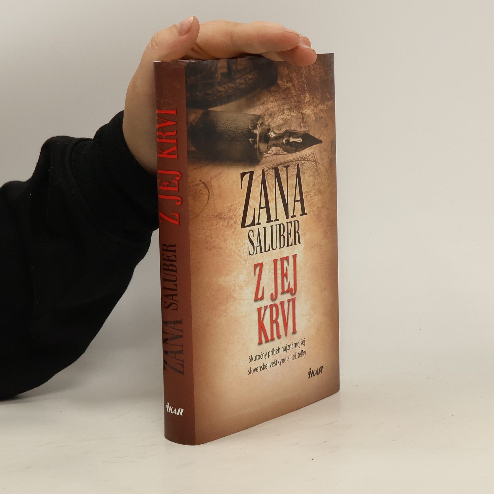 Zana Saluber Z jej krvi