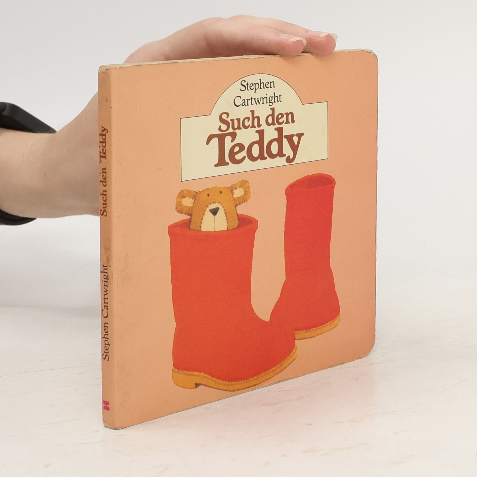 Stephen Cartwright Such den Teddy