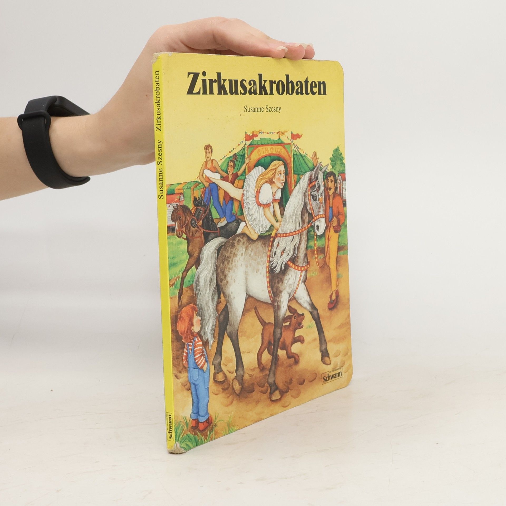 Susanne Szesny Zirkusakrobaten