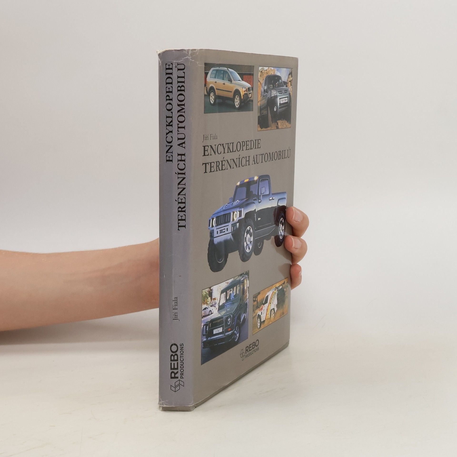 Jiří Fiala Encyklopedie terénních automobilů