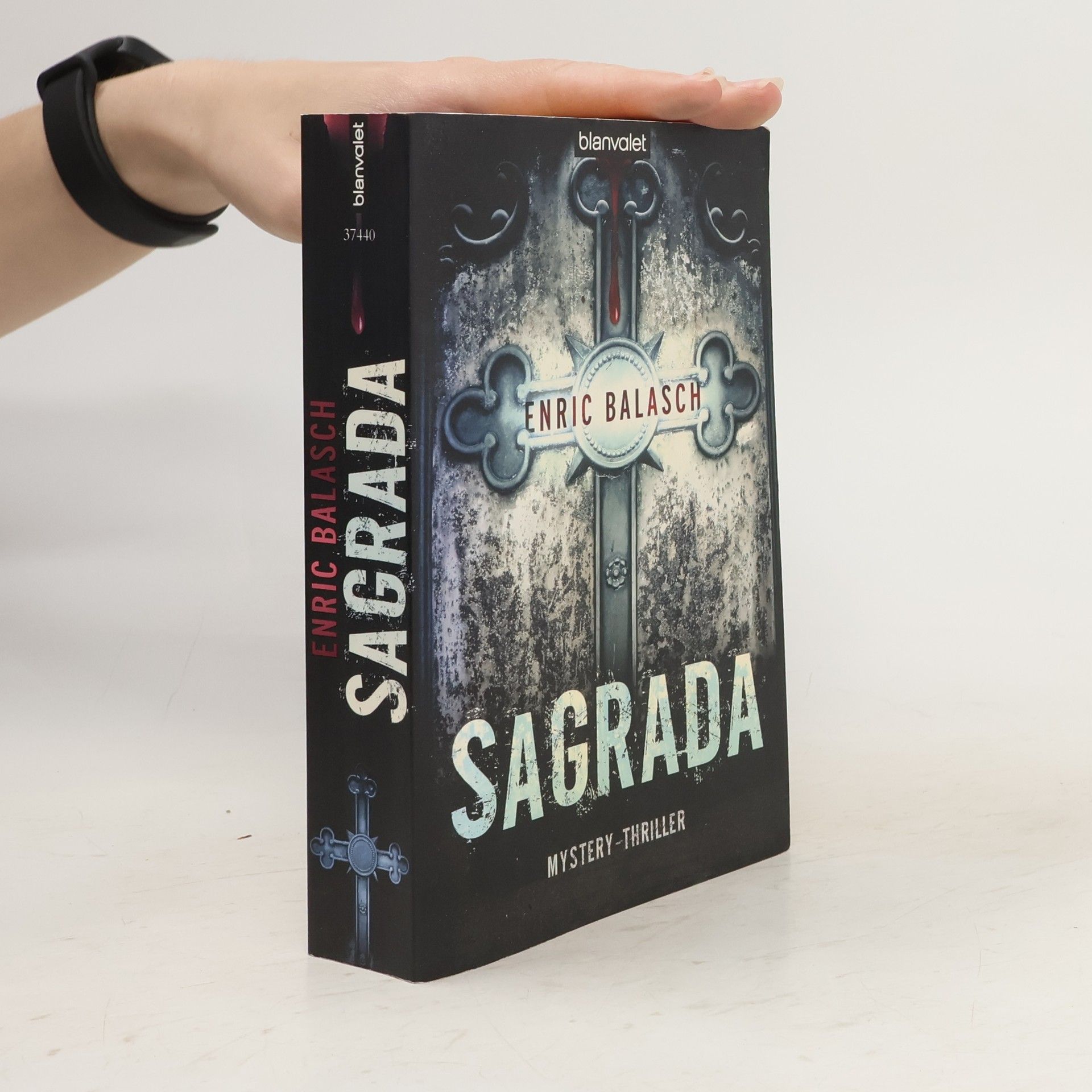 Enric Balasch Sagrada. Mystery-Thriller