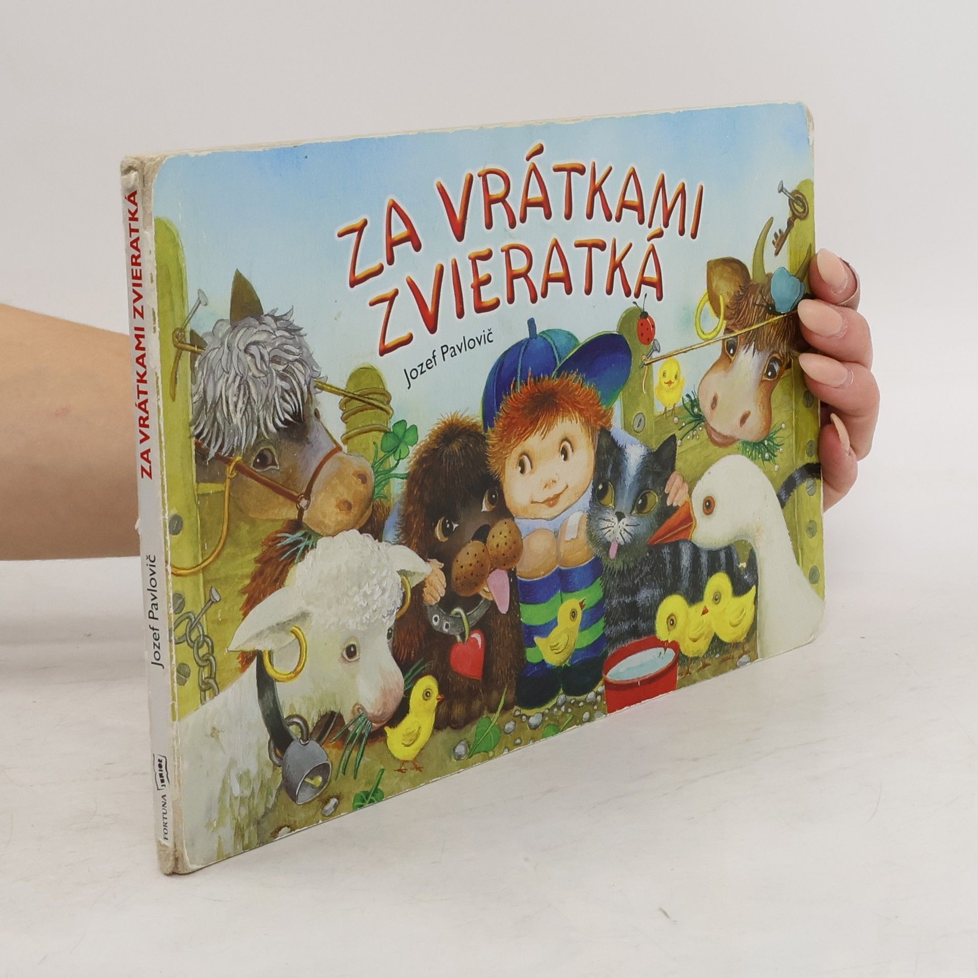 Jozef Pavlovič Za vrátkami zvieratká