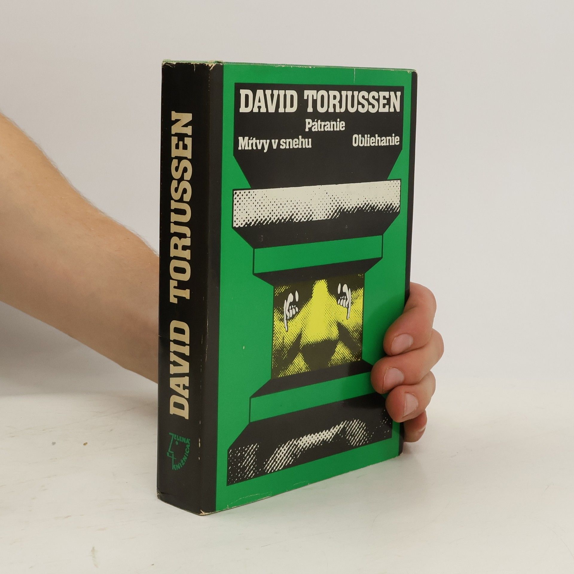 David Torjussen Pátranie. Mŕtvy v snehu. Obliehanie