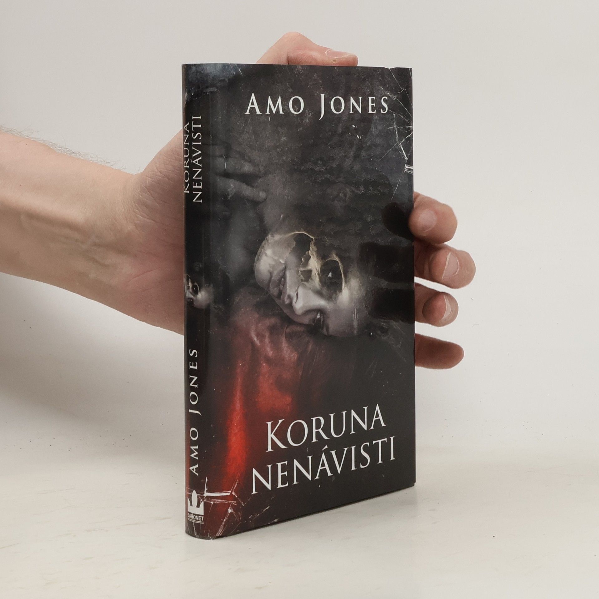Amo Jones Koruna nenávisti