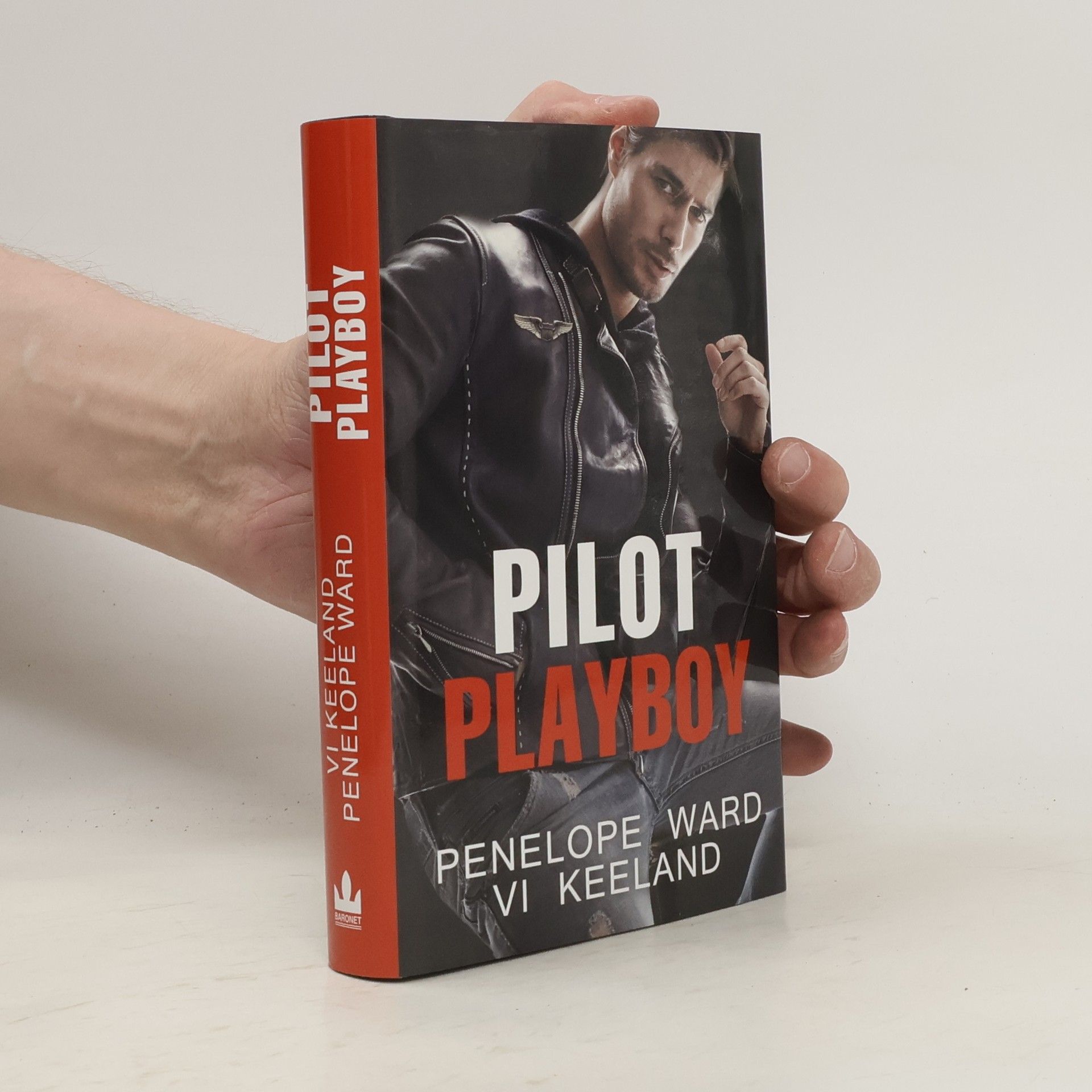 Vi Keeland Pilot playboy