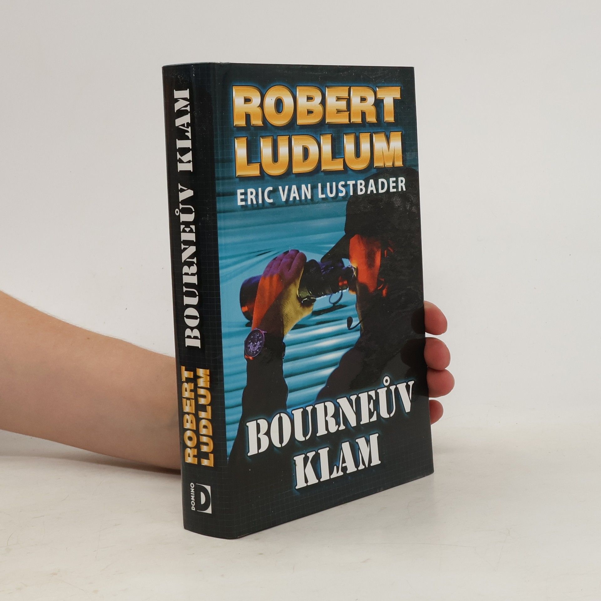 Robert Ludlum Bourneův klam