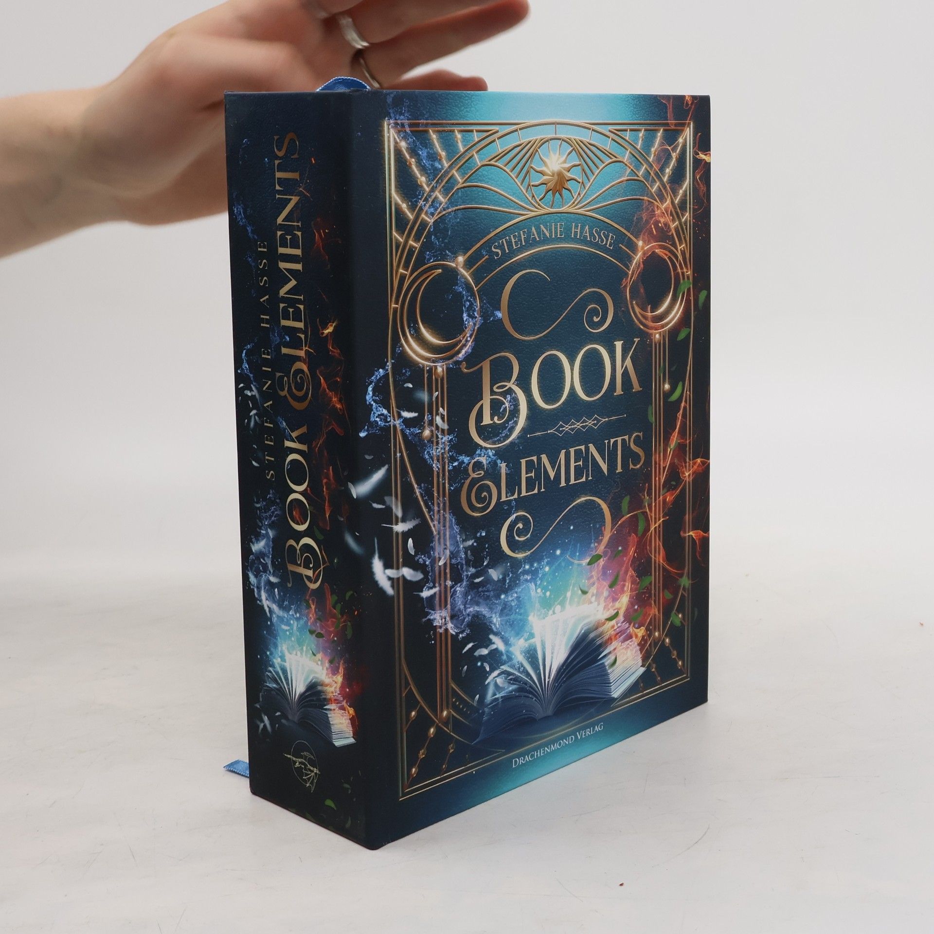 Stefanie Hasse Book Elements