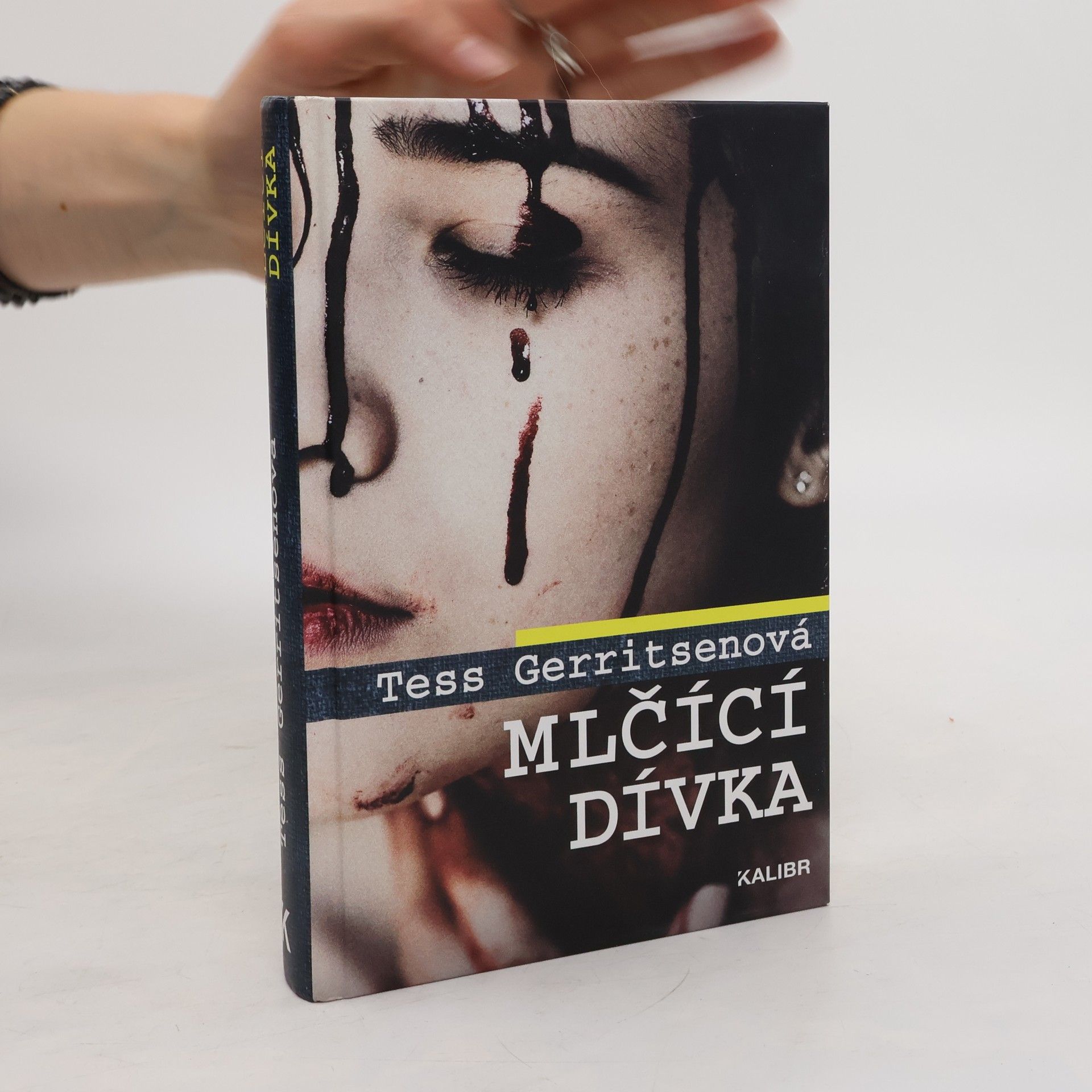 Tess Gerritsen Mlčící dívka