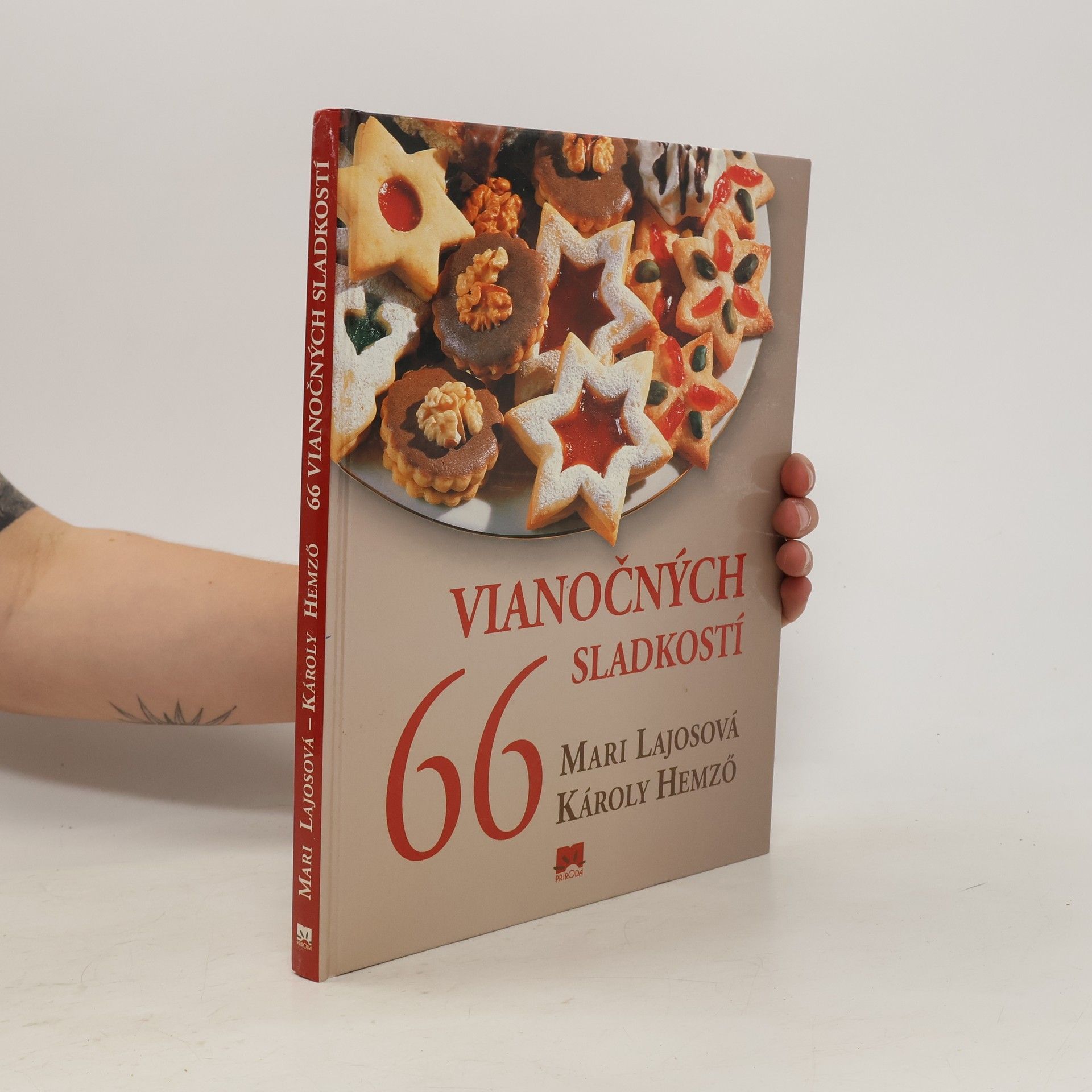 Mari Lajos 66 vianočných sladkostí