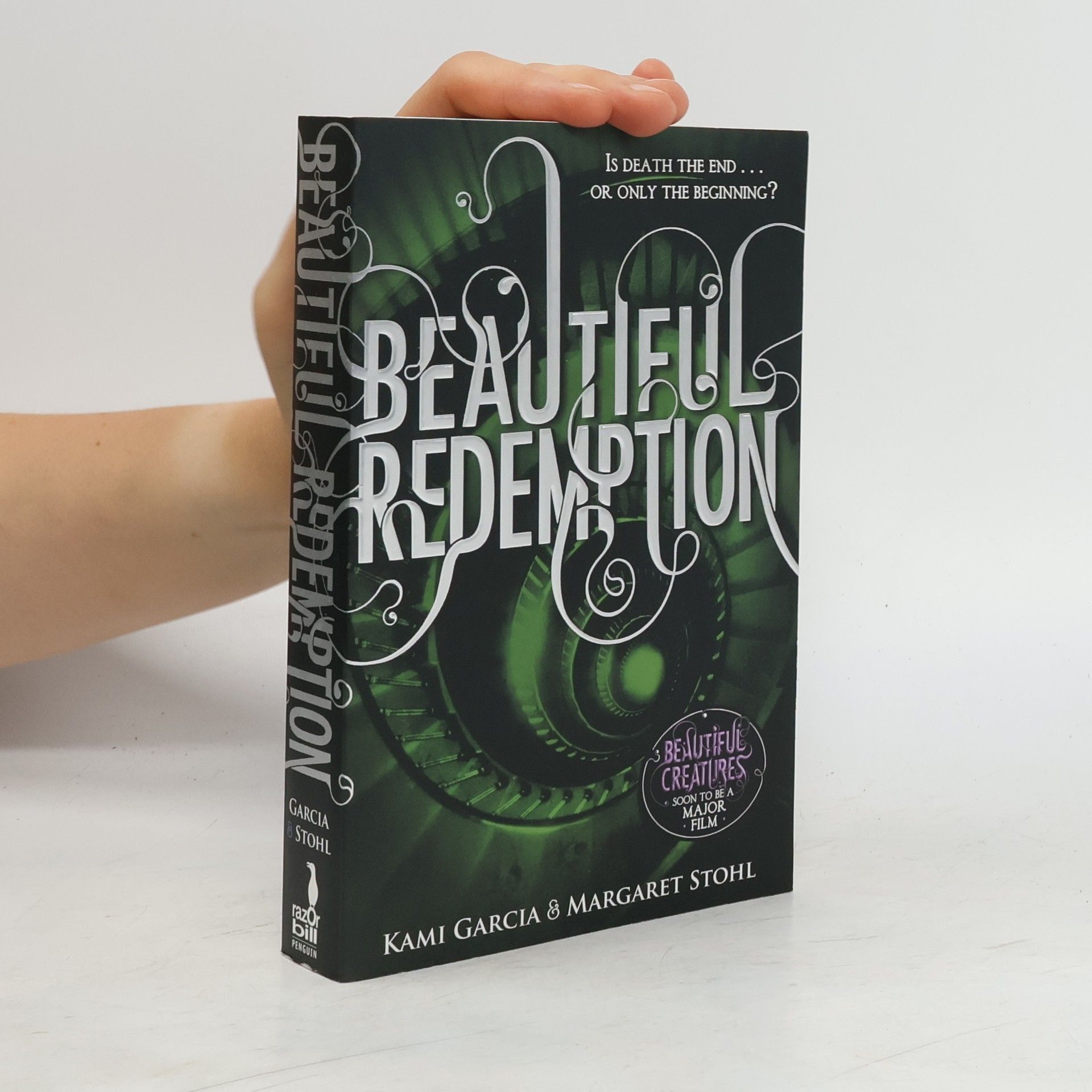 Kami Garcia Beautiful redemption