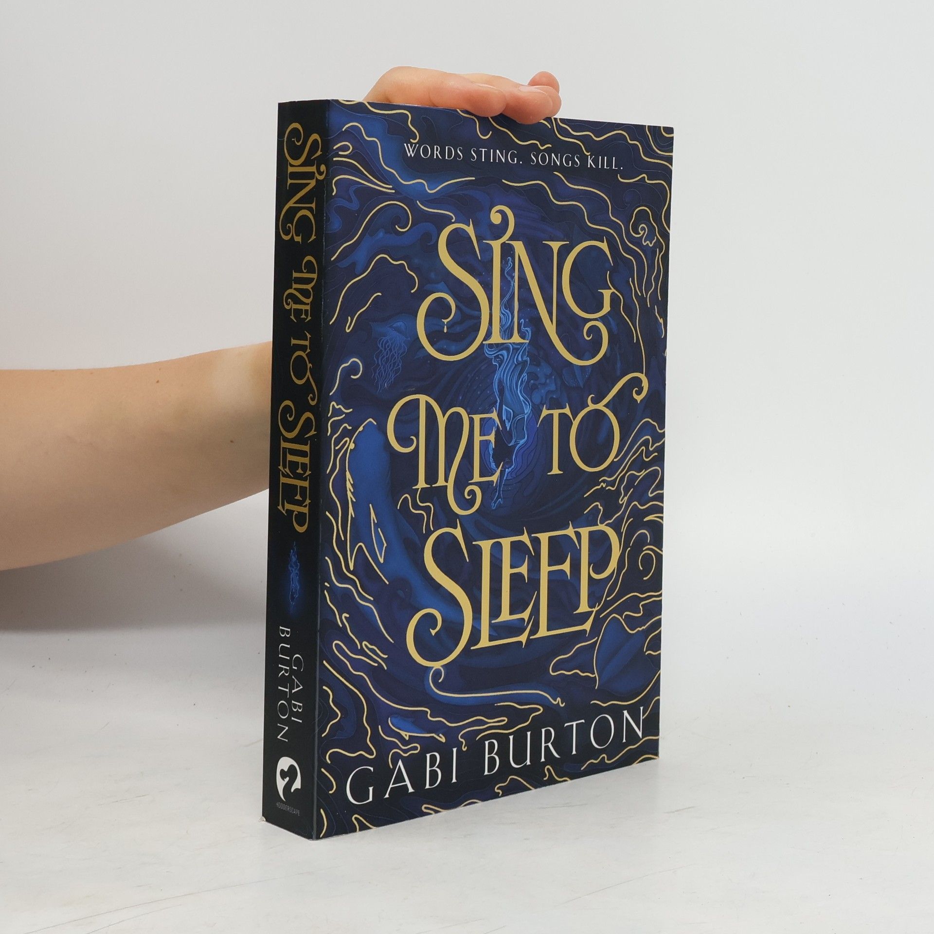 Gabi Burton Sing me to sleep