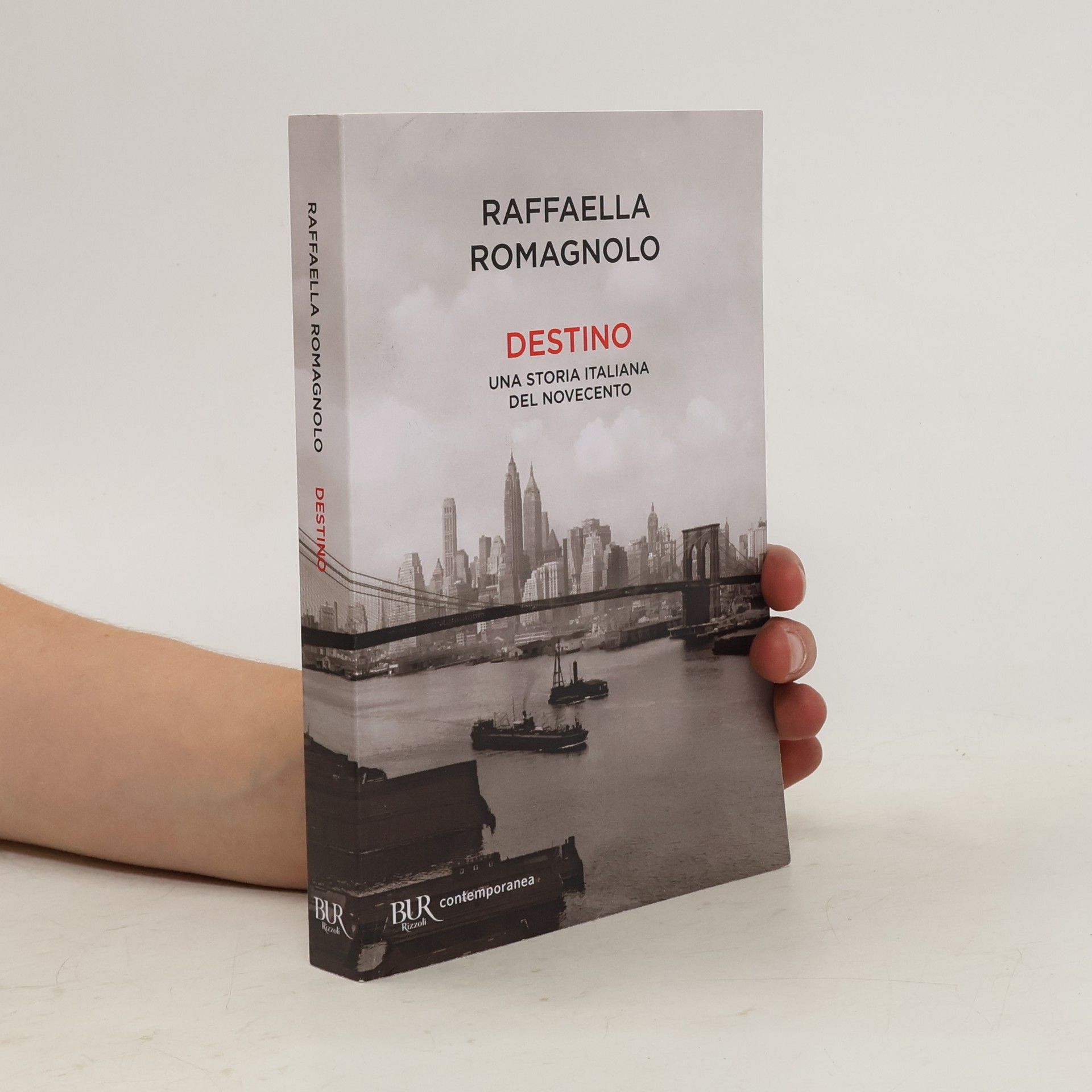 Raffaella Romagnolo Destino
