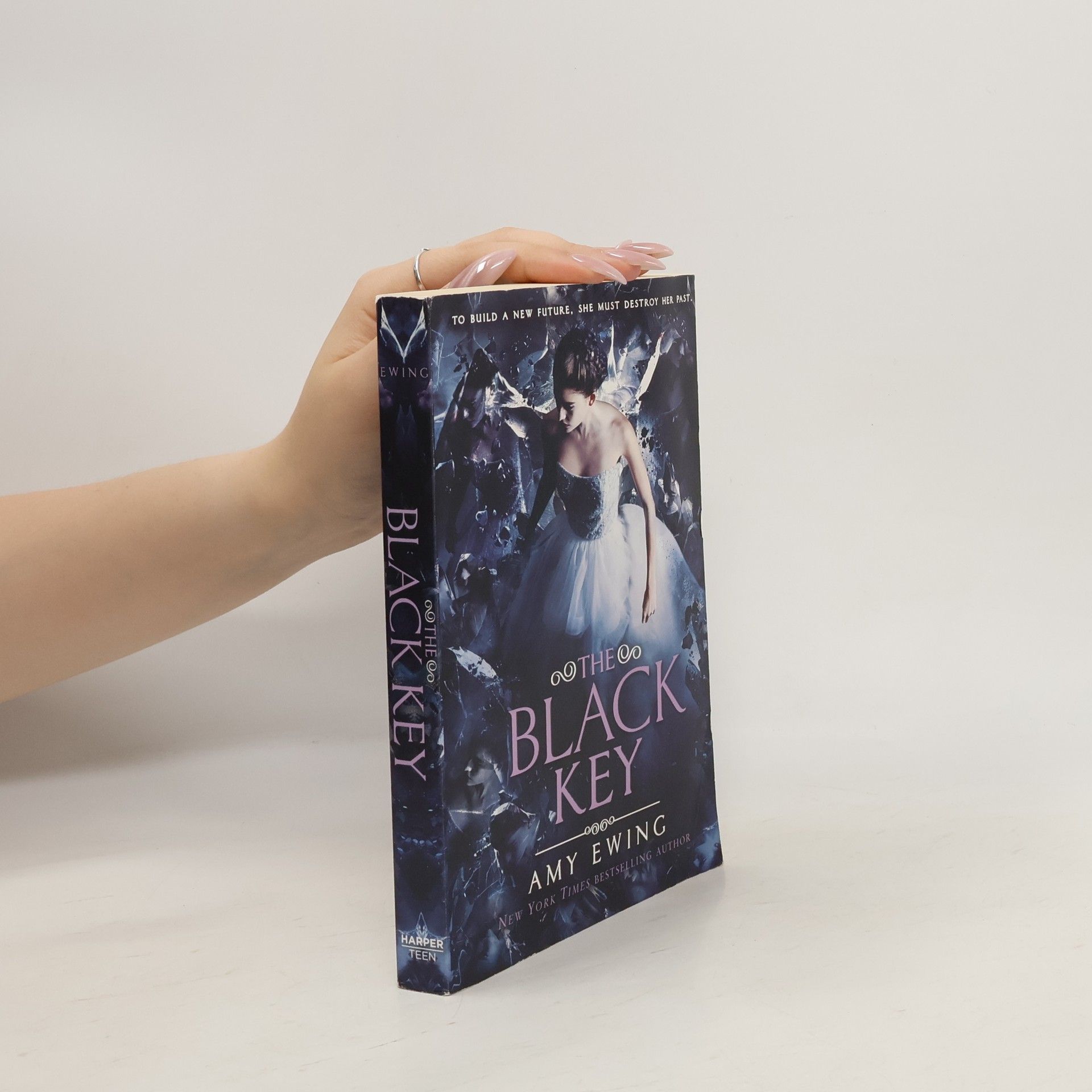 Amy Ewing The Black Key
