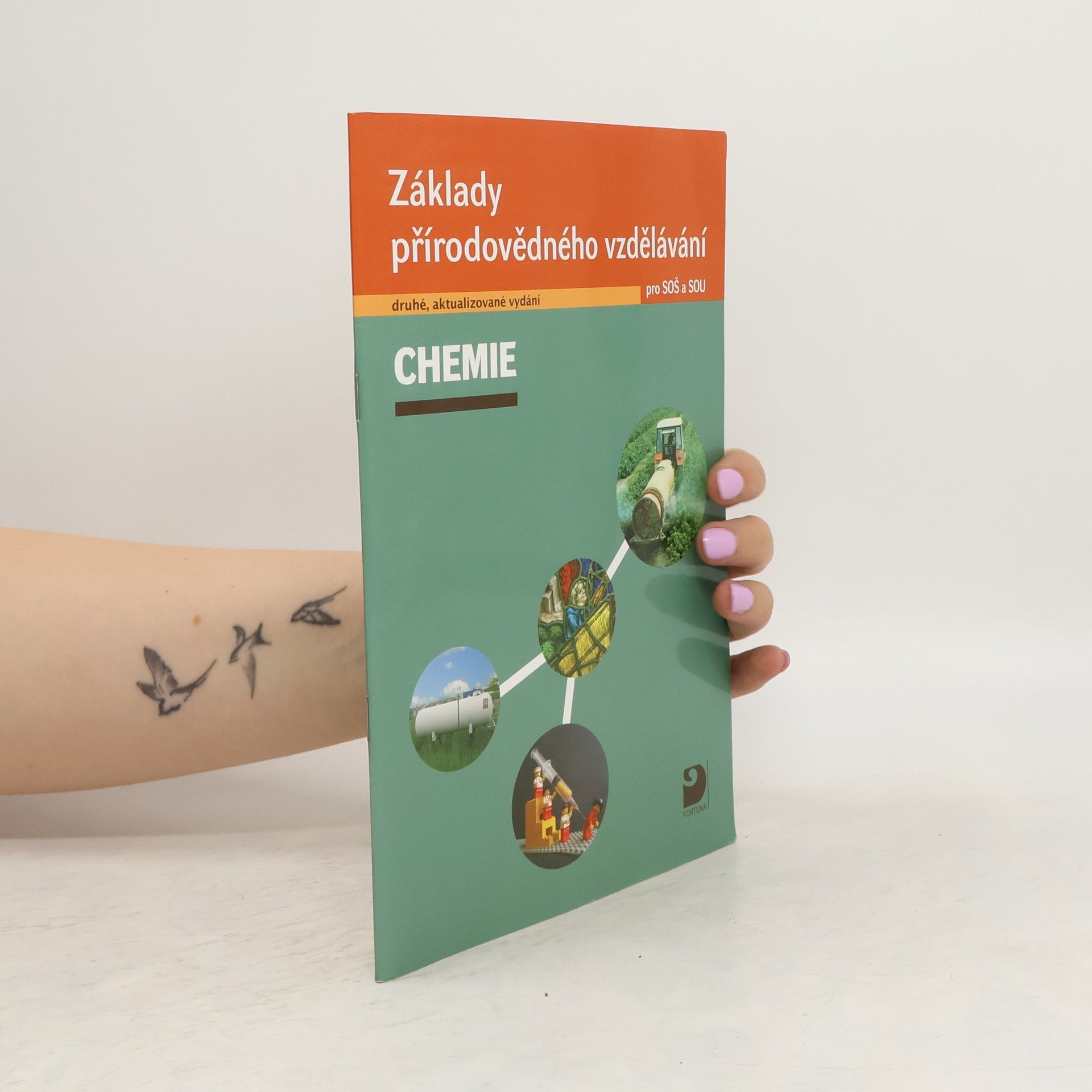 Václav Pumpr Chemie. Základy přírodovědného vzdělávání pro SOŠ a SOU