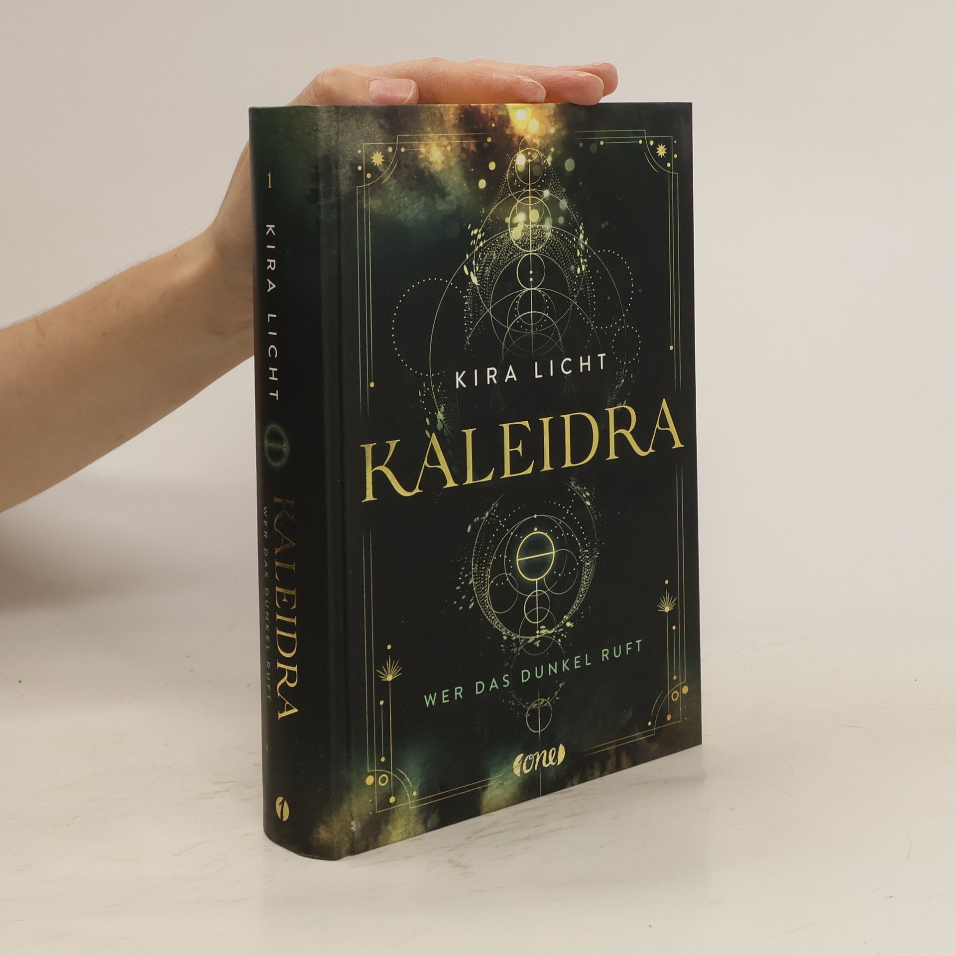 Kira Licht Kaleidra. Wer das Dunkel ruft
