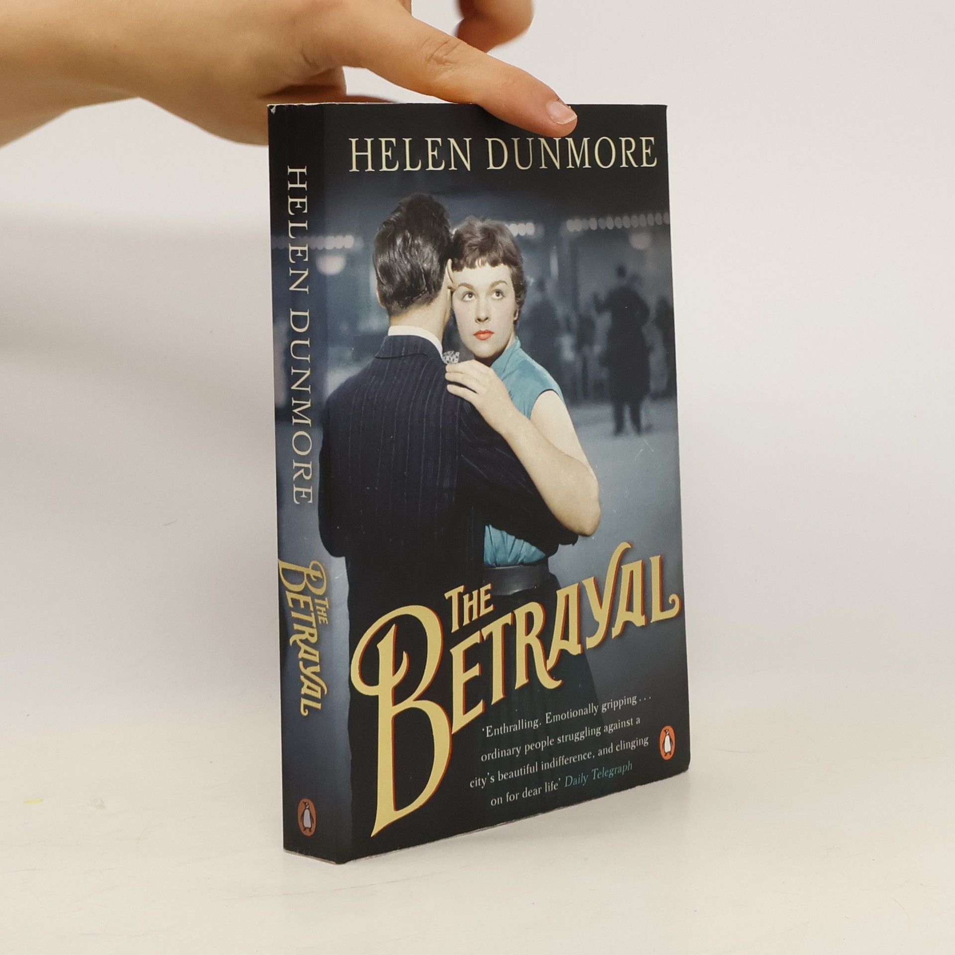 Helen Dunmore The Betrayal