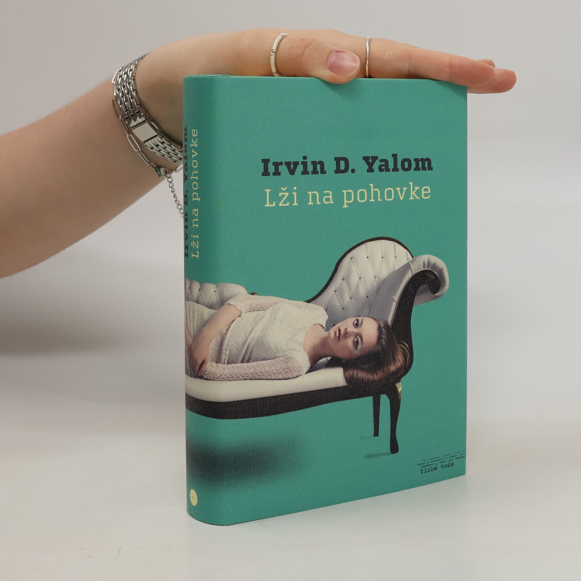 Irvin Yalom Lži na pohovke