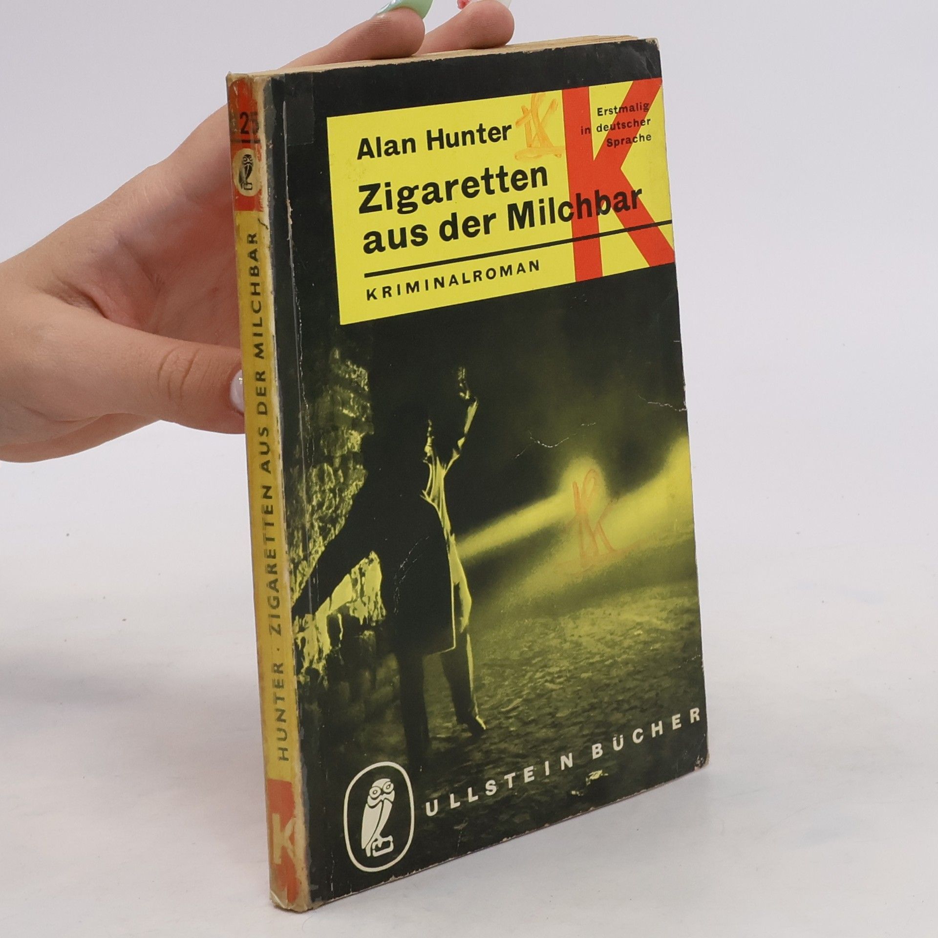 Alan Hunter Zigaretten aus der Milchbar