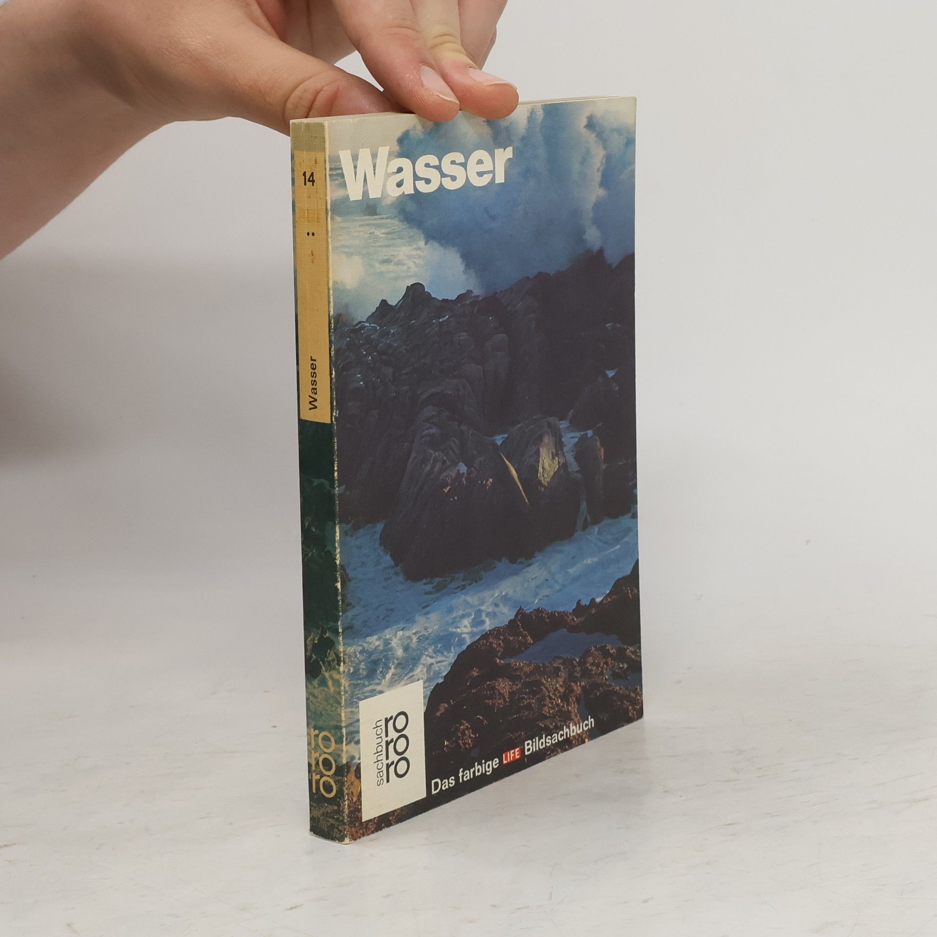Luna Bergere Leopold Wasser