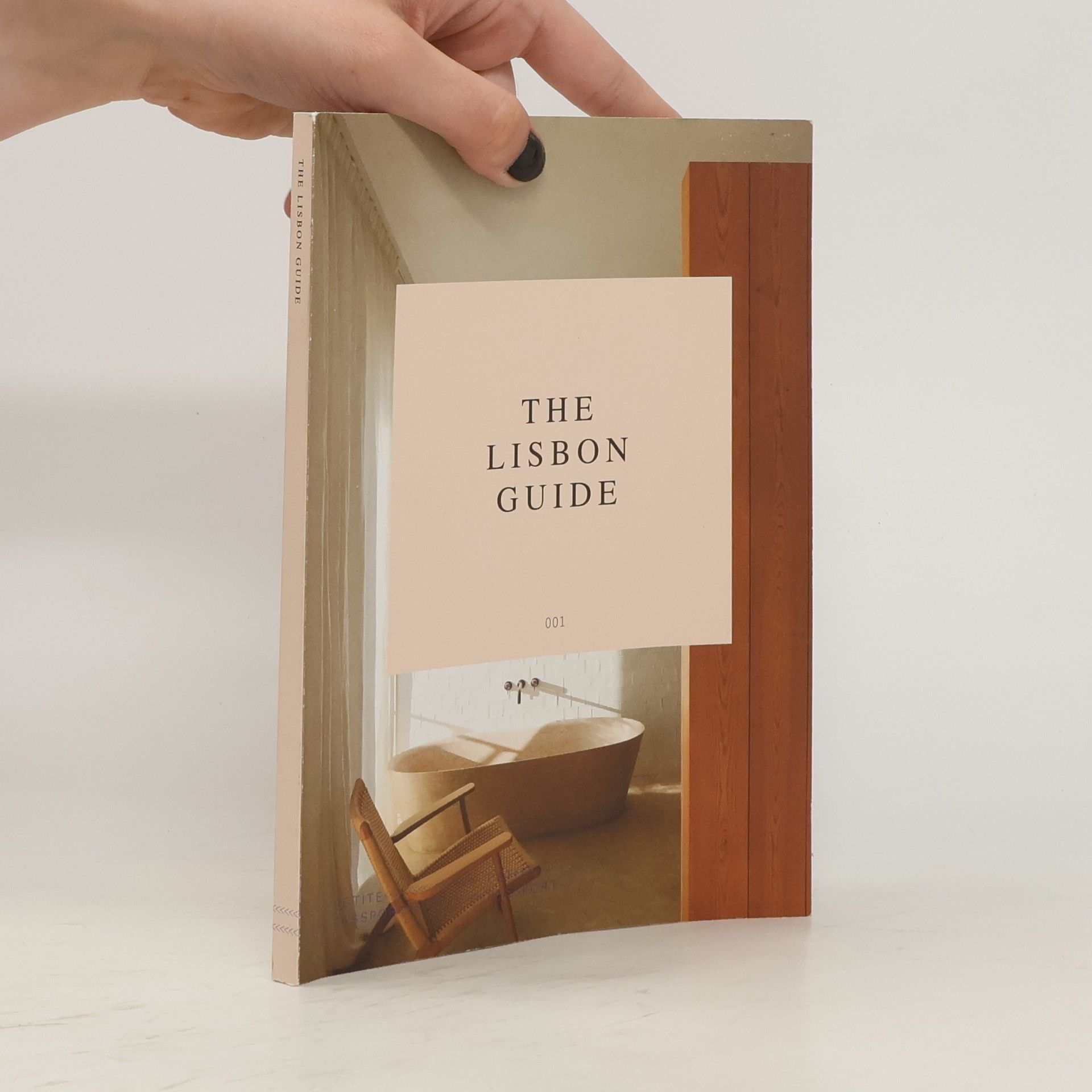 Collectif d'auteurs The Lisbon Guide 001