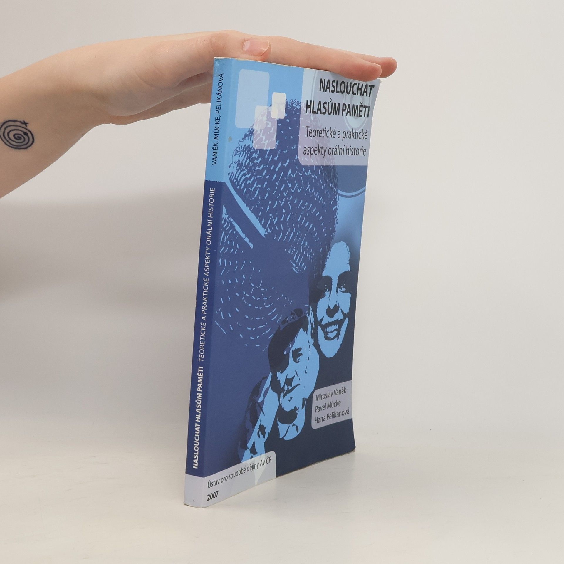 Miroslav Vaněk Naslouchat hlasům paměti