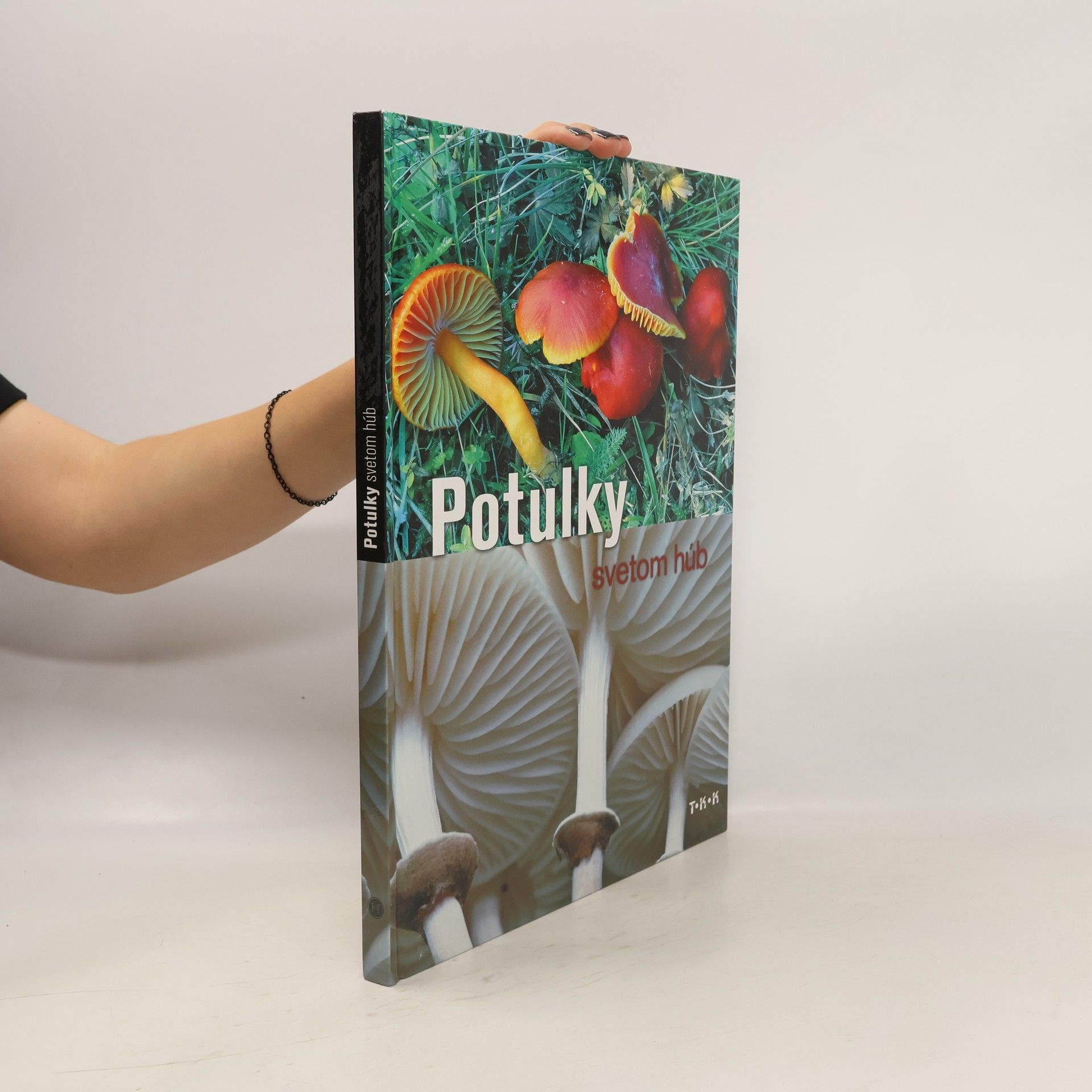 kolektiv Potulky svetom húb