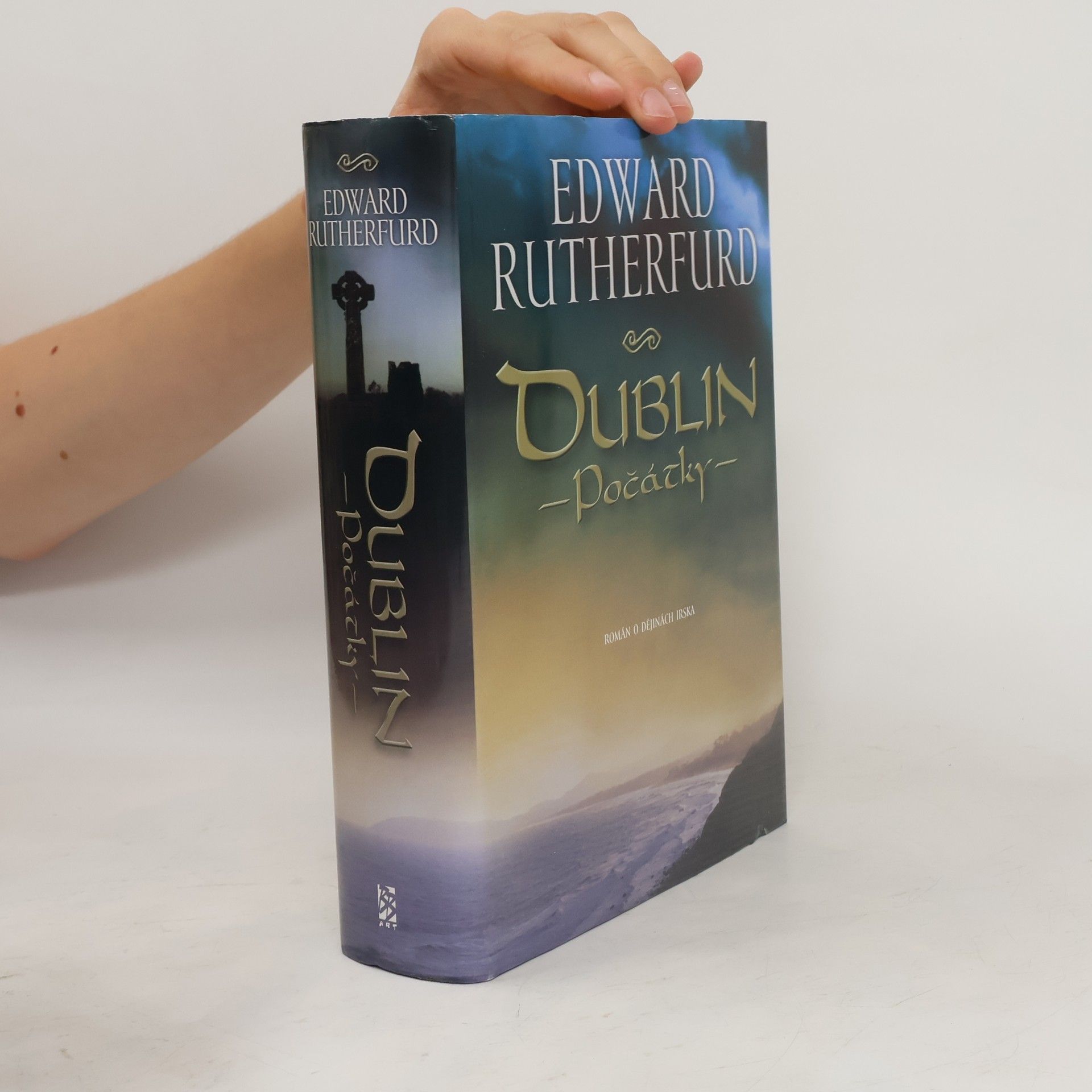 Edward Rutherfurd Dublin. 1. díl, Počátky