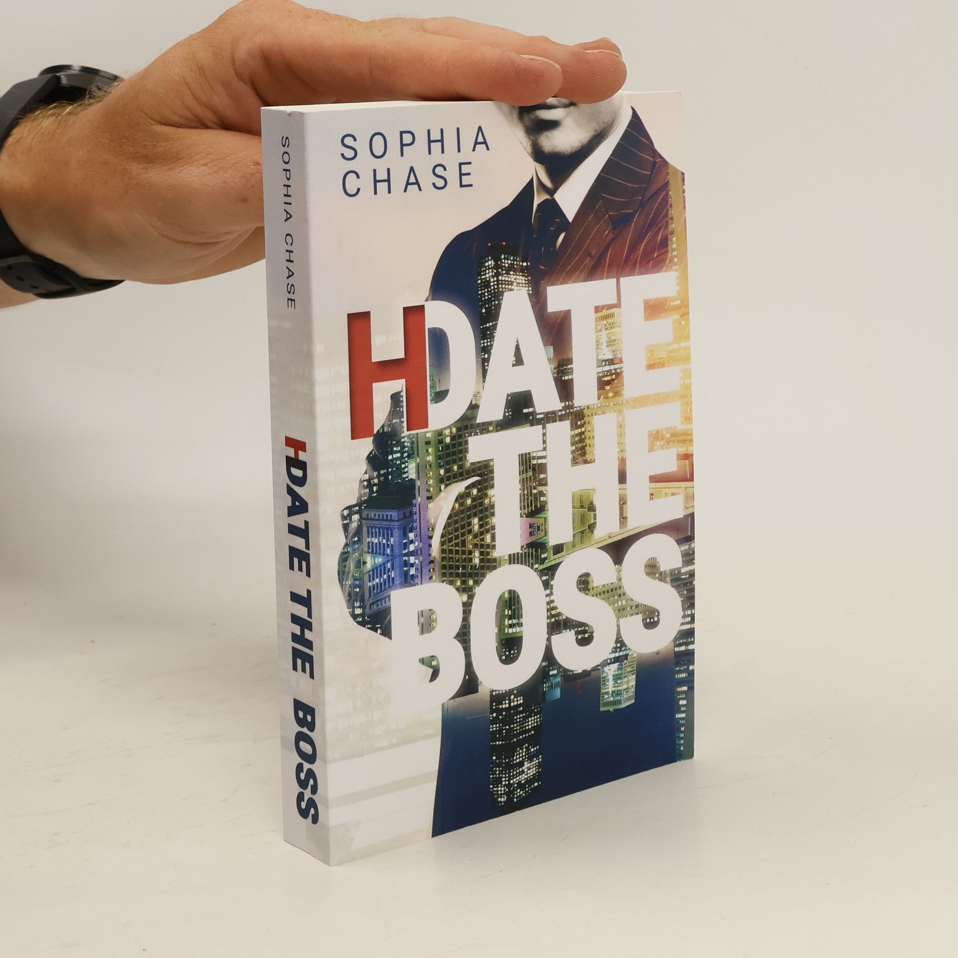 Sophia Chase (D)Hate the Boss
