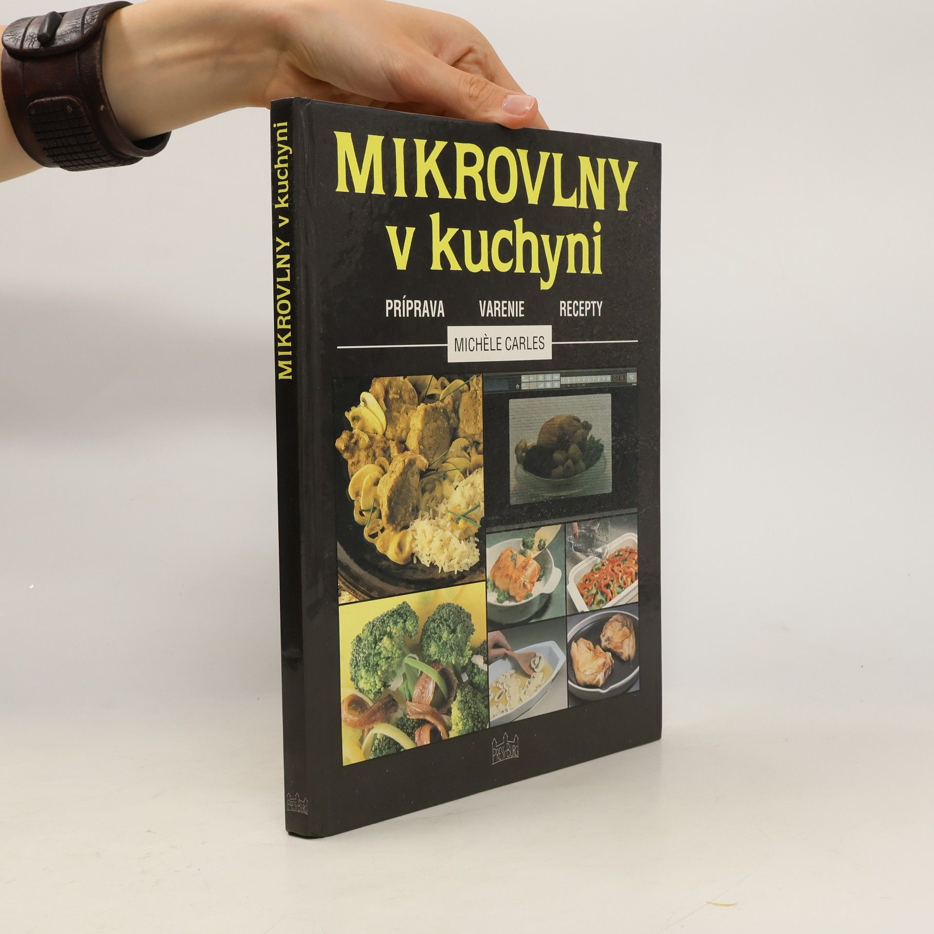 Michele Carles Mikrovlny v kuchyni