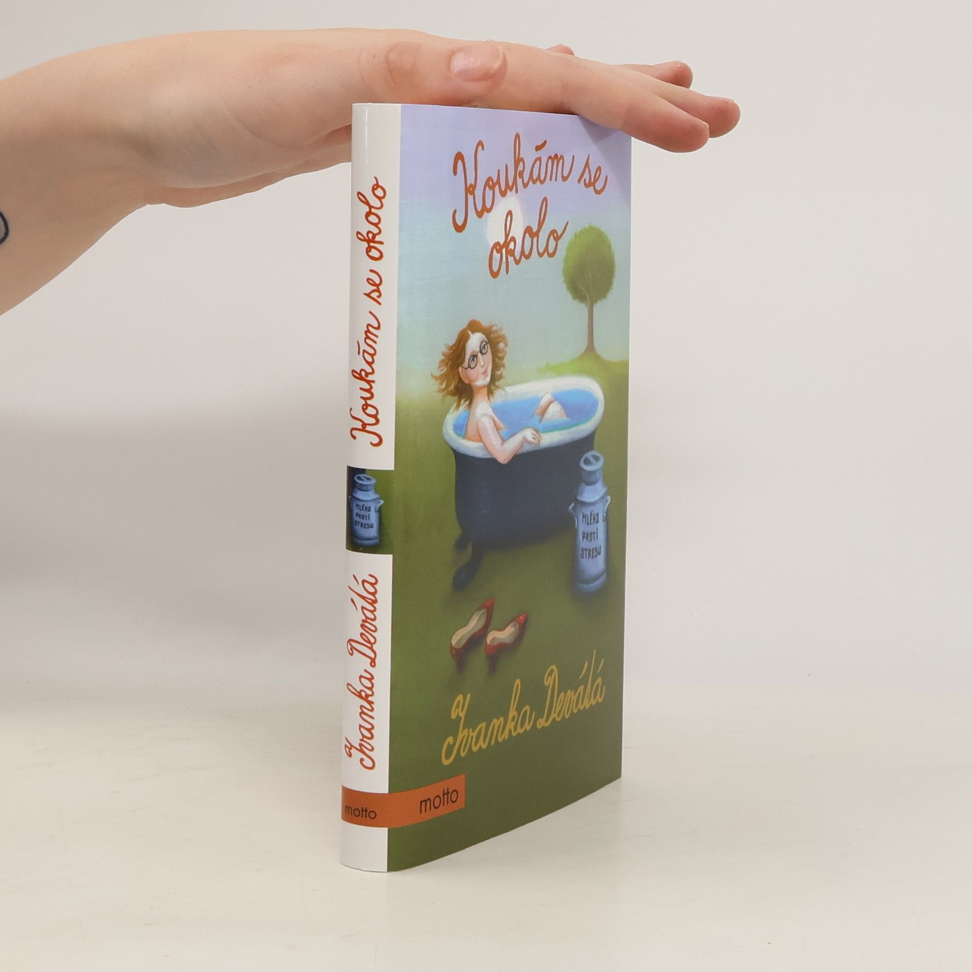 Ivanka Devátá Koukám se okolo