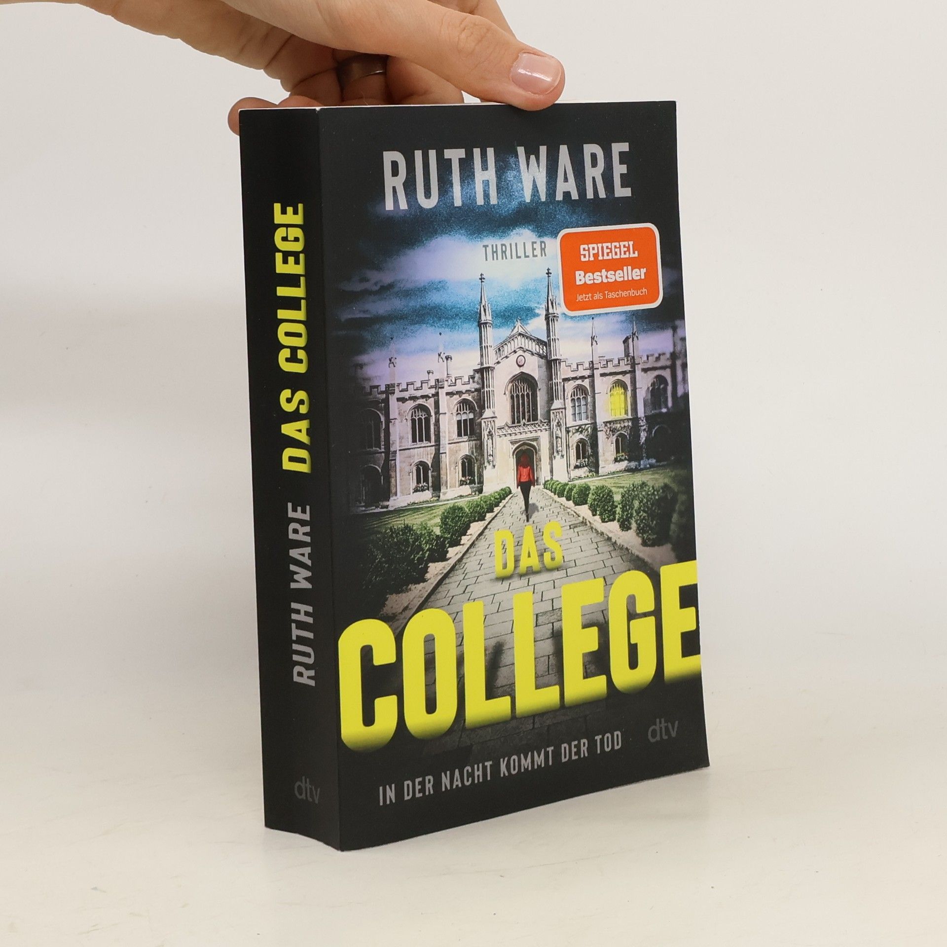 Ruth Ware Das College