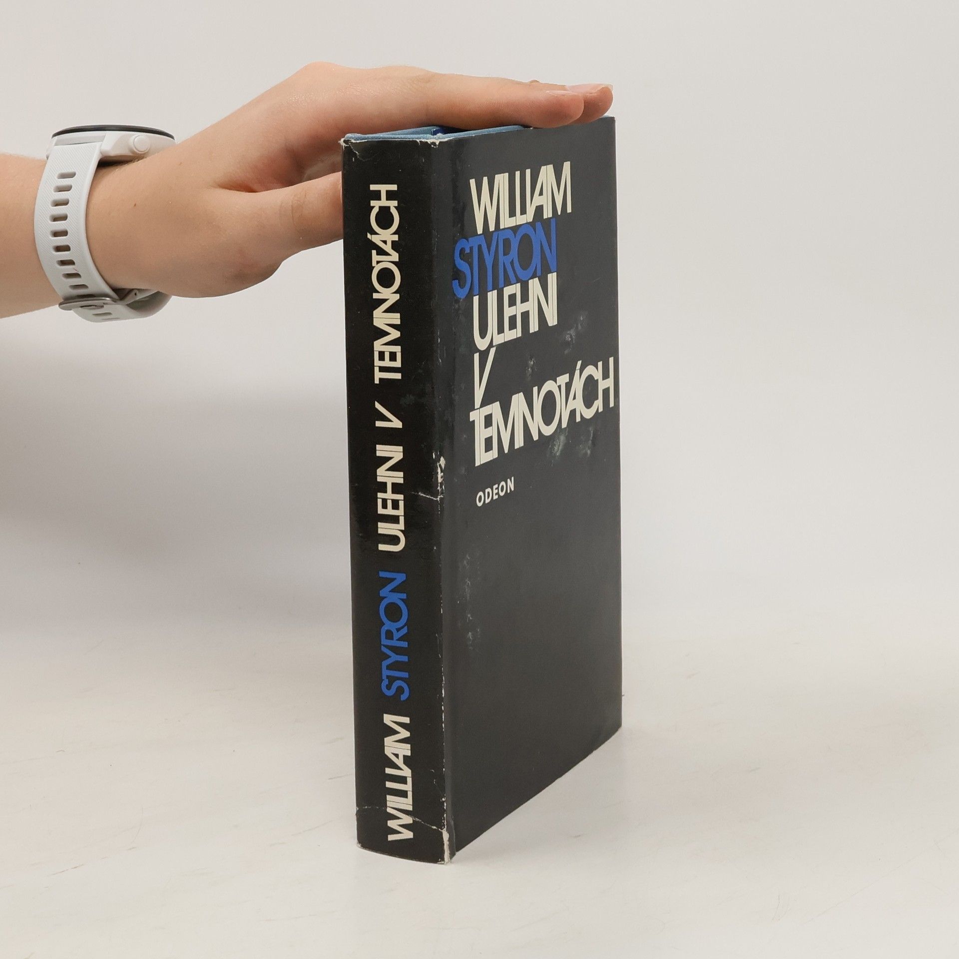 William Styron Ulehni v temnotách