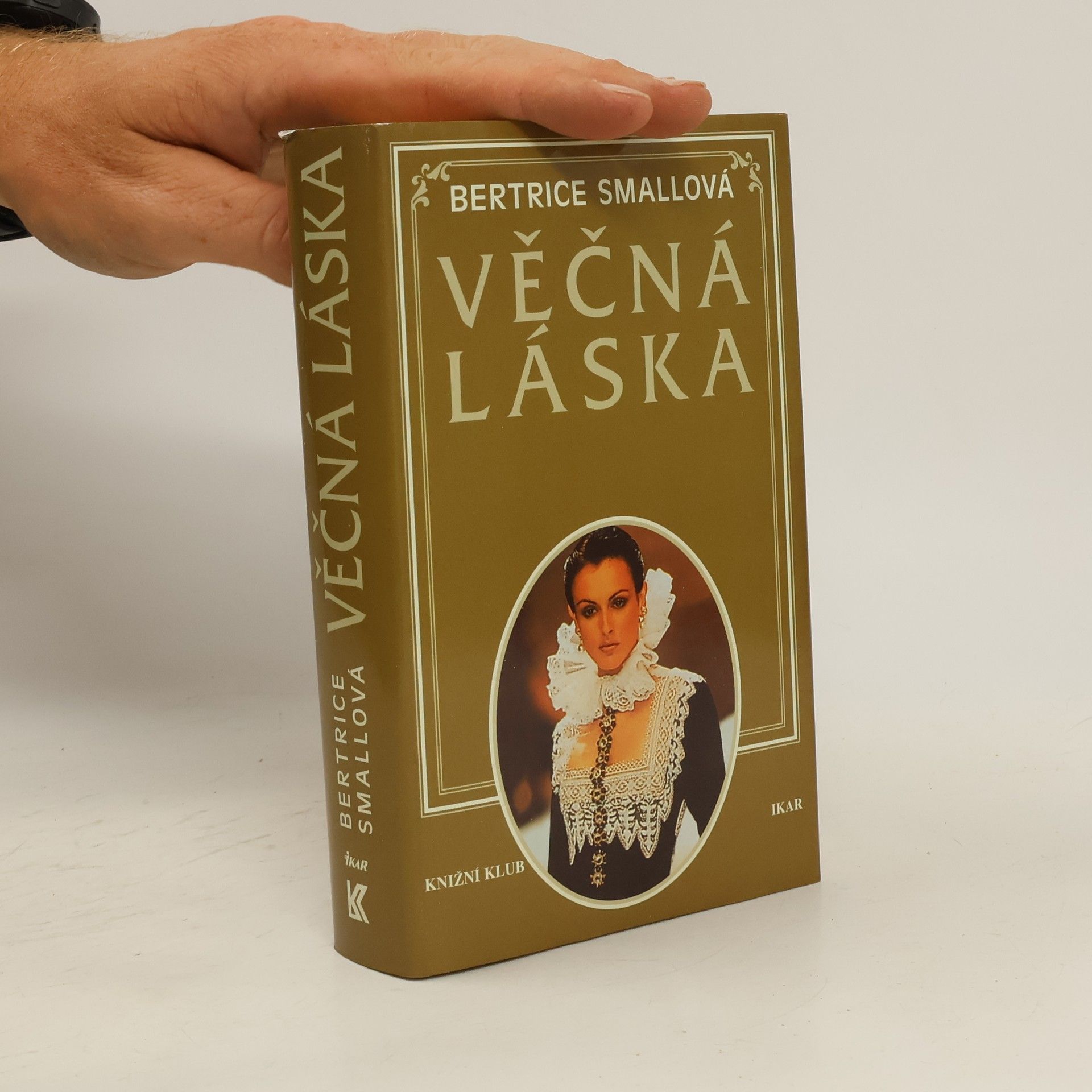 Bertrice Small Věčná láska