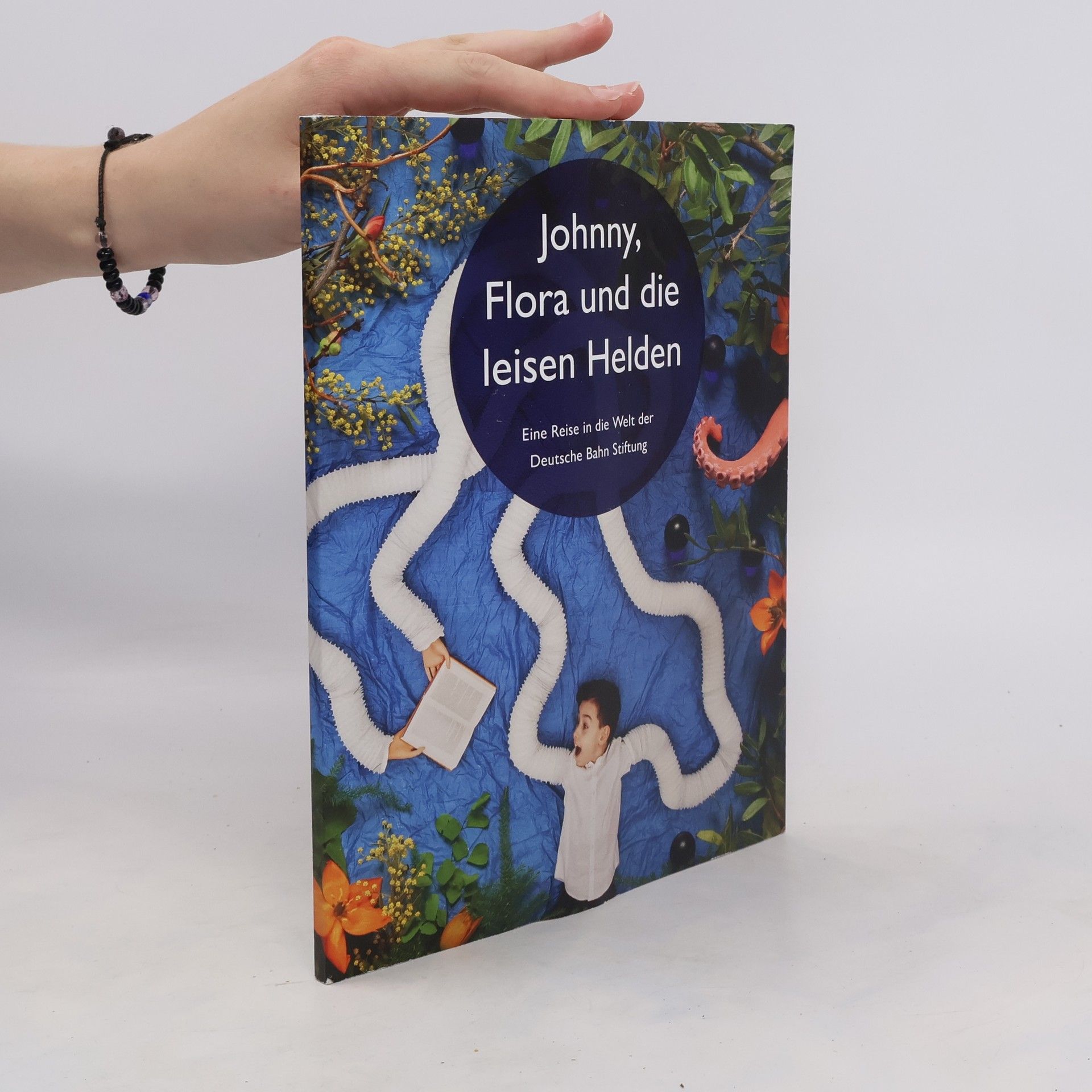 Silke Lambeck Johnny, Flora und die leisen Helden
