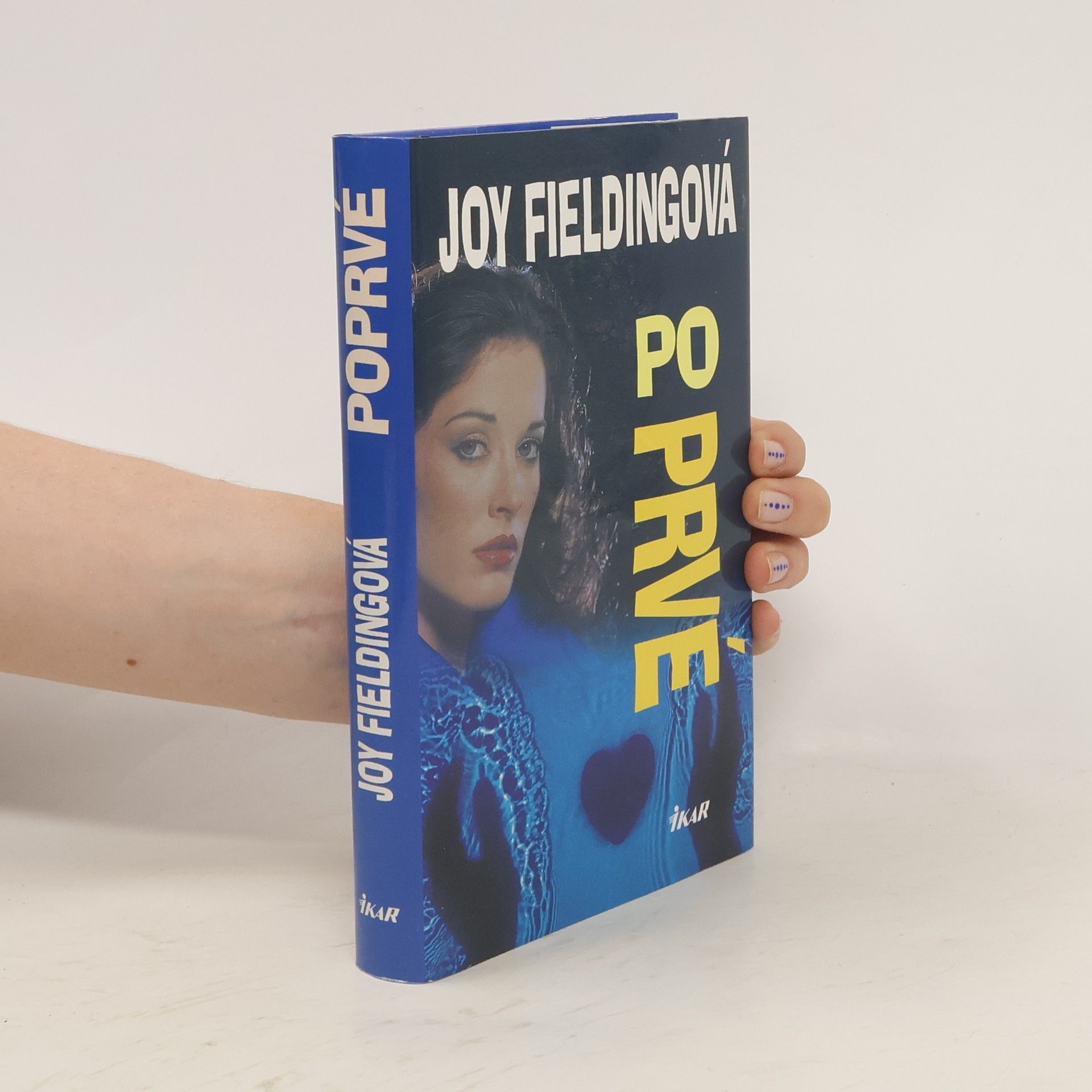 Joy Fielding Poprvé