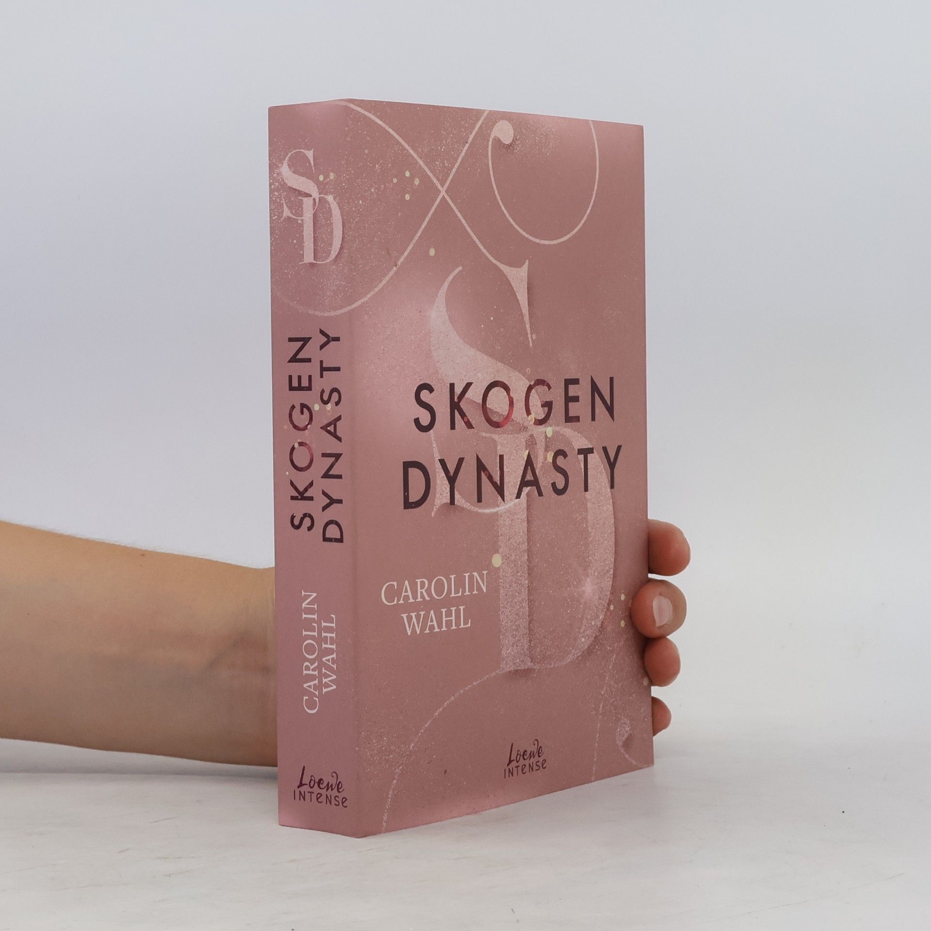 Carolin Wahl Crumbling Hearts 1. Skogen Dynasty