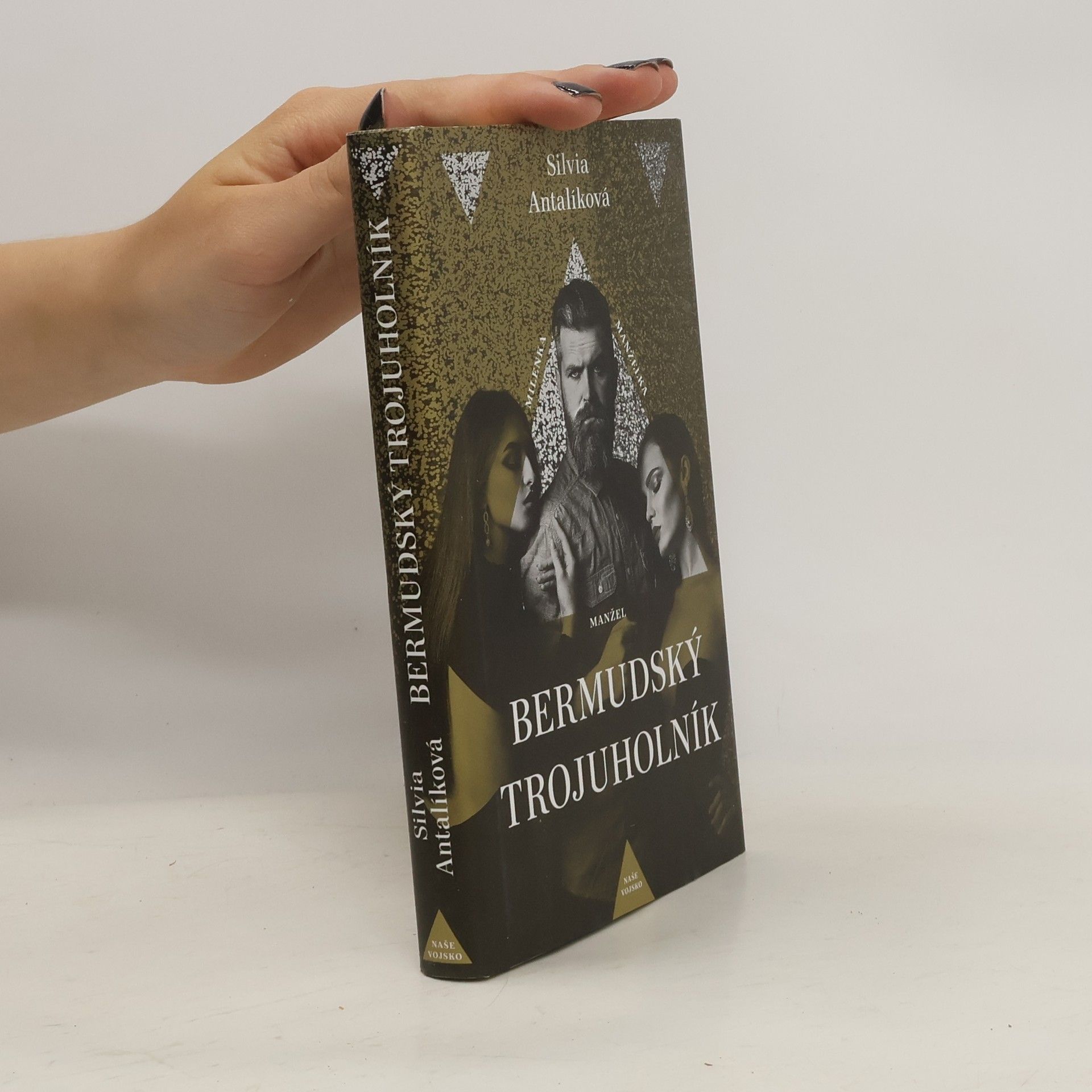 Silvia Antalíková Bermudský trojuholník