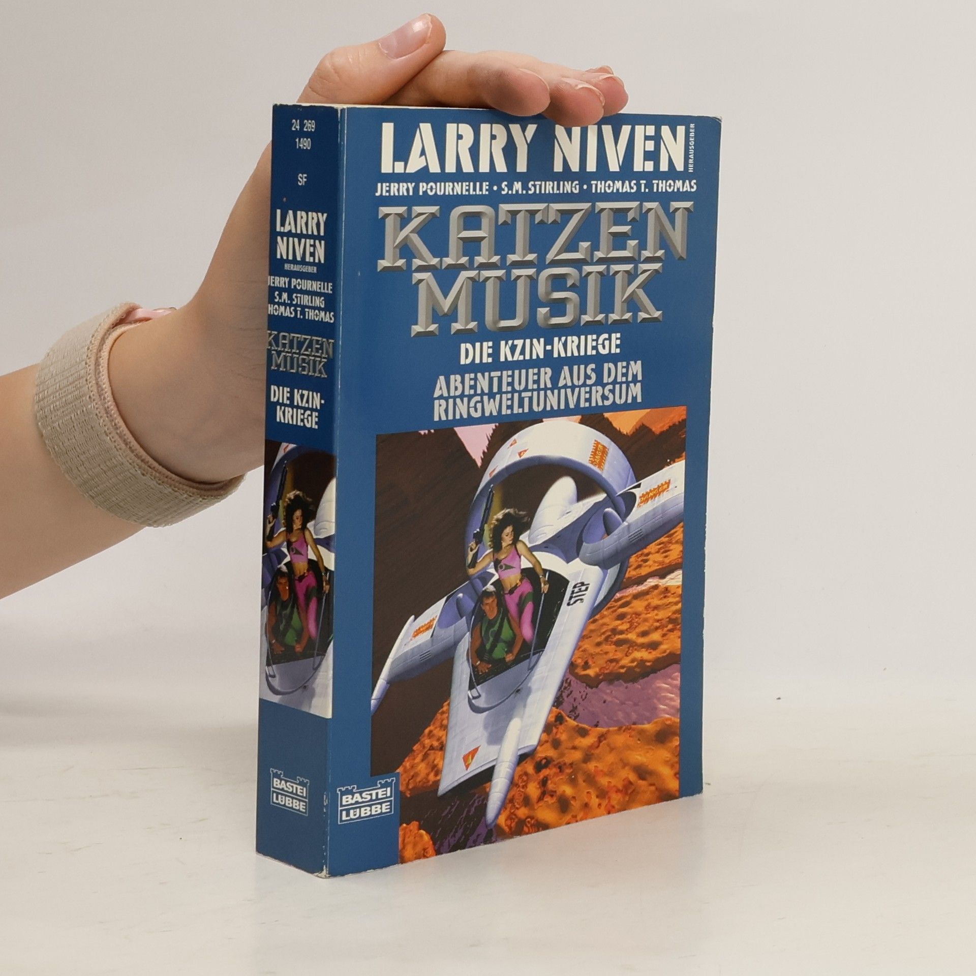 Larry Niven Die Kzin-Kriege. Katzenmusik