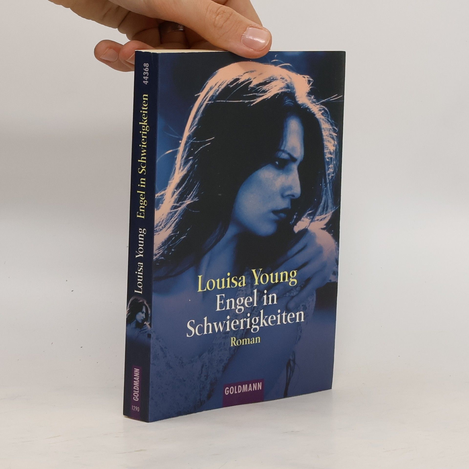Louisa Young Engel in Schwierigkeiten