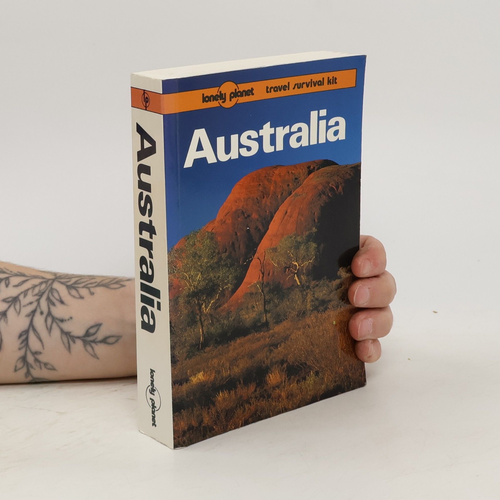 Sonia Berto Australia. A Travel Survival Kit