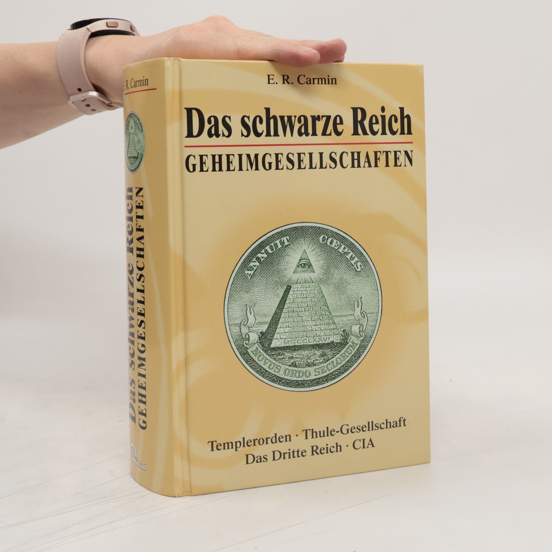 E. R. Carmin Das schwarze Reich