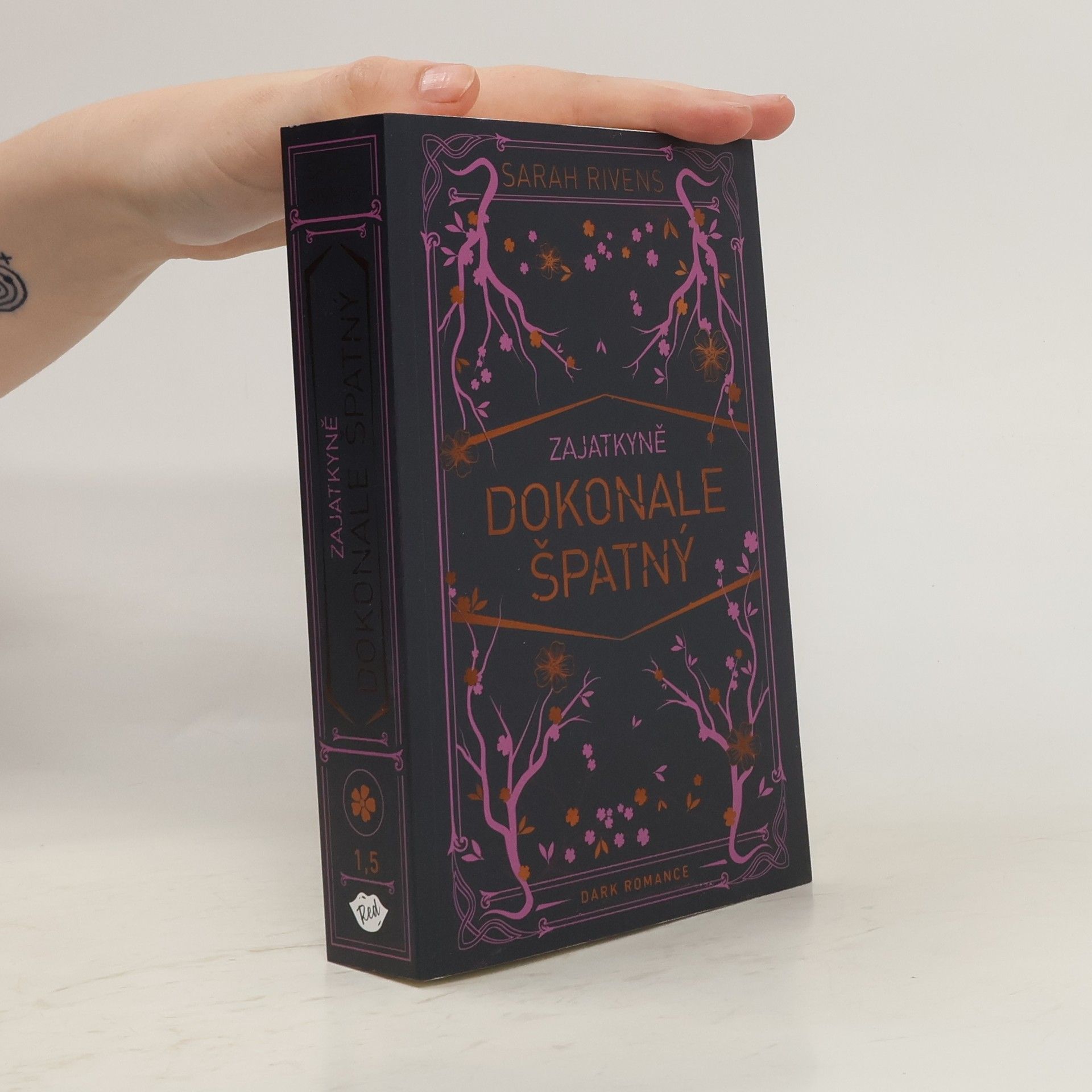 Sarah Rivens Dokonale špatný