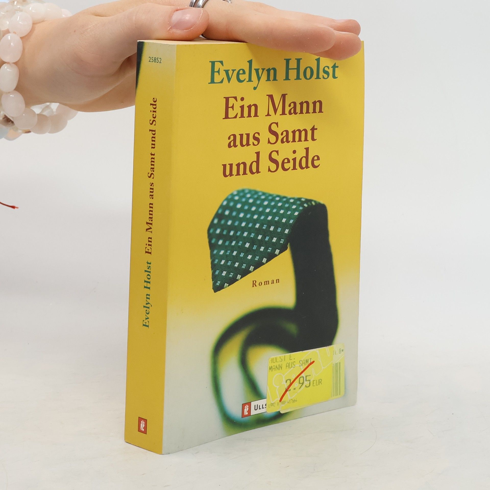 Evelyn Holst Ein Mann aus Samt und Seide