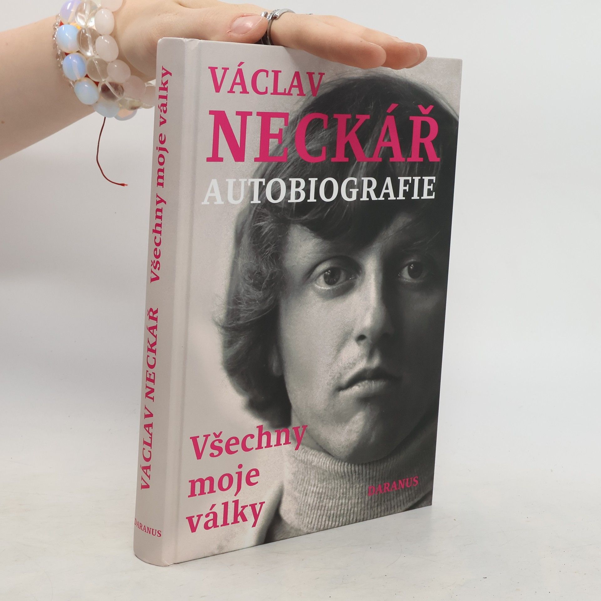 Václav Neckář Václav Neckář. Autobiografie. Všechny moje války
