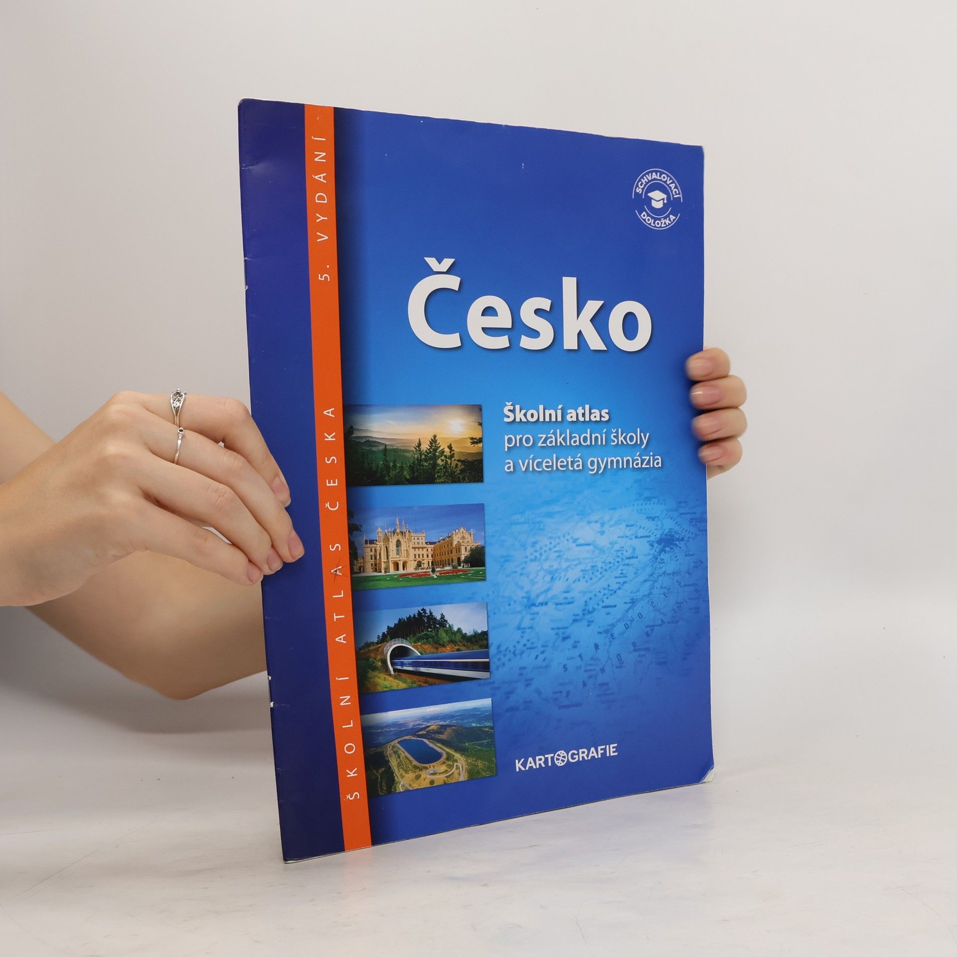 kolektiv Česko: školní atlas pro základní školy a víceletá gymnázia