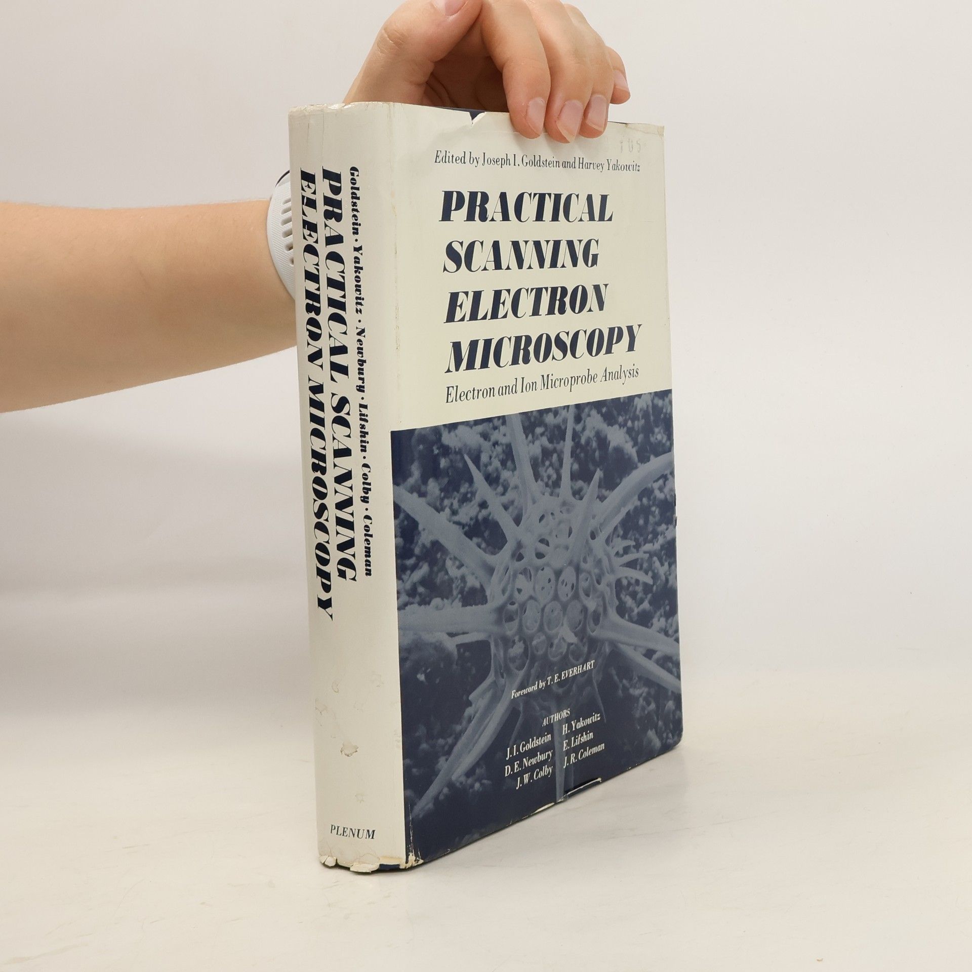 Harvey Yakowitz Practical Scanning Electron Microscopy