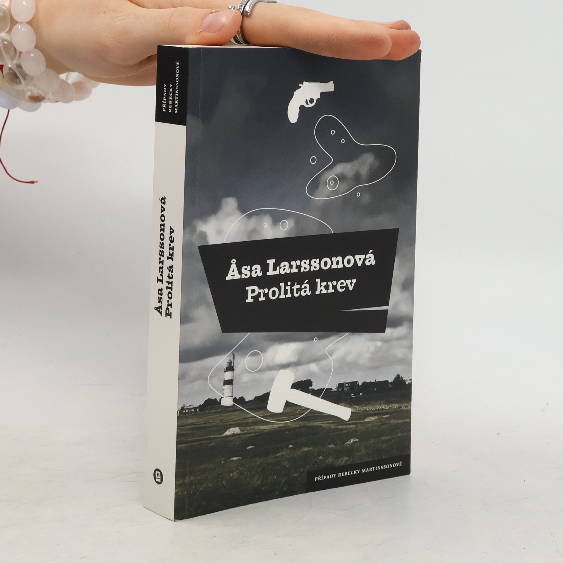 Åsa Larsson Prolitá krev