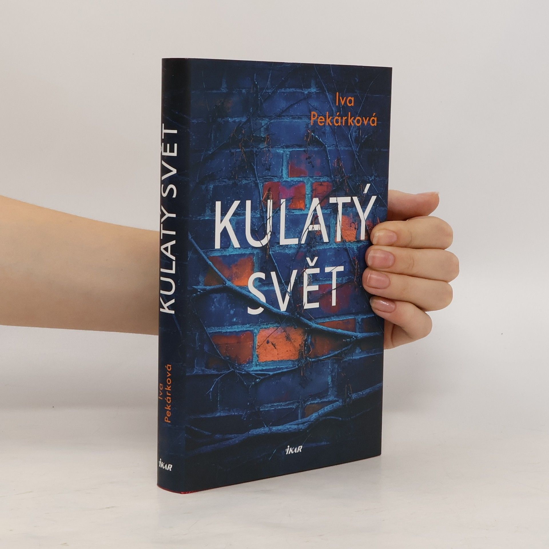 Iva Pekárková Kulatý svět
