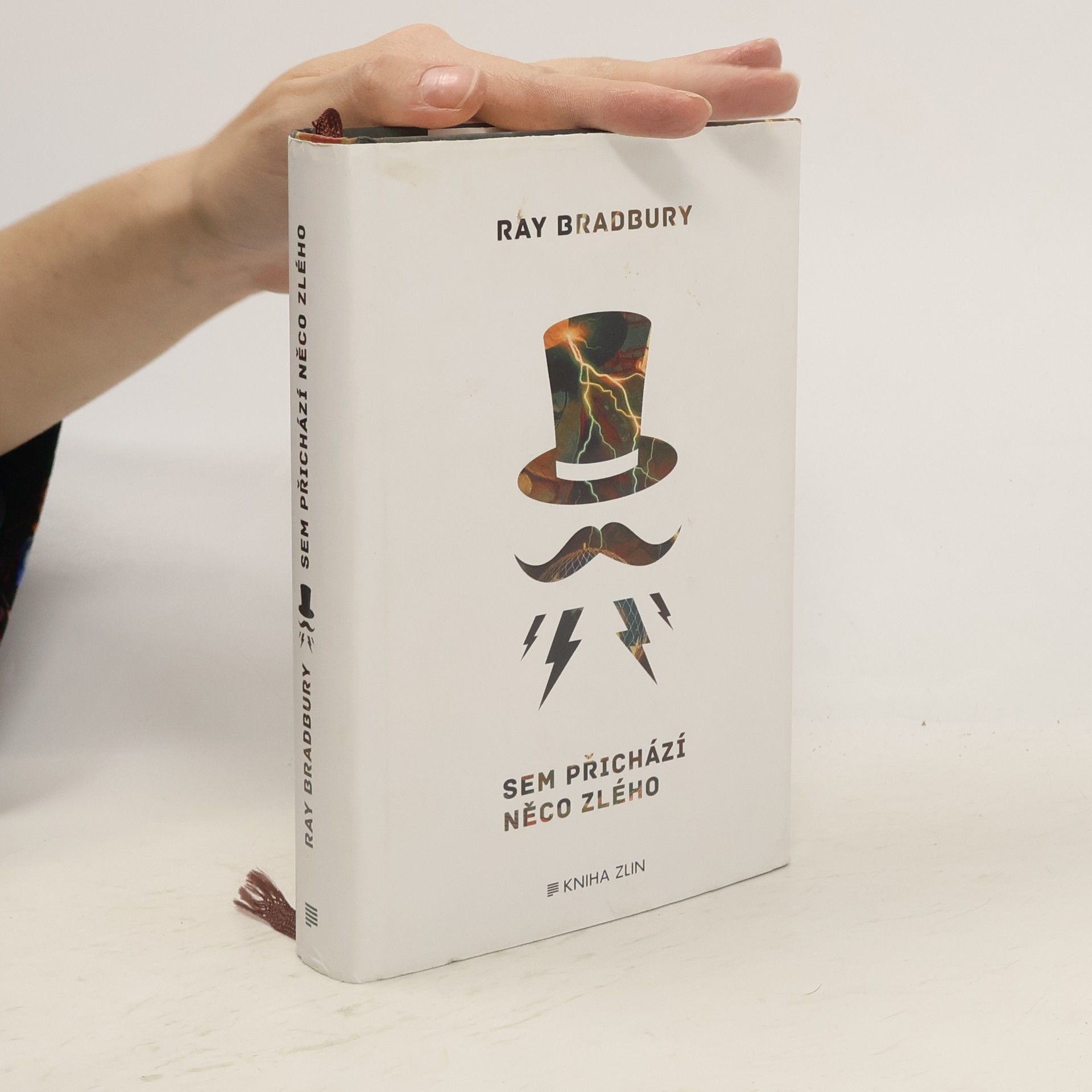 Ray Bradbury Sem přichází něco zlého