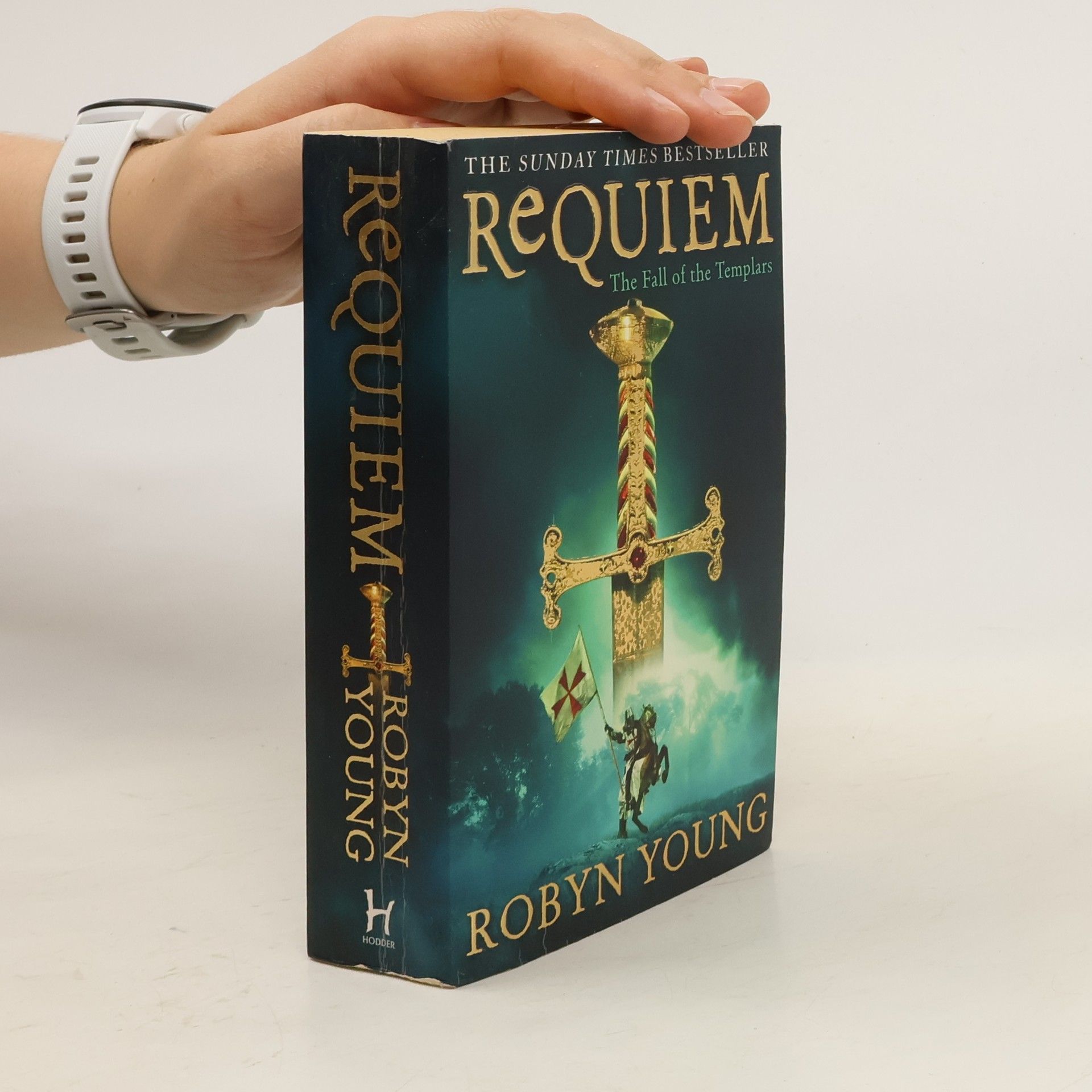 Robyn Young Requiem